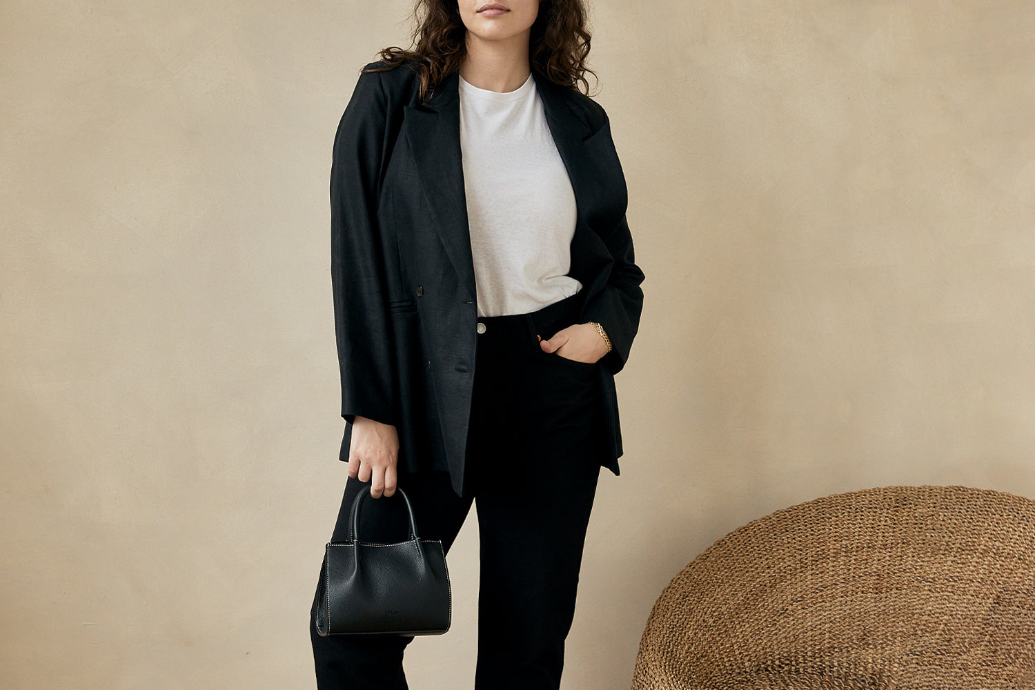 5 Ways to Style Black Jeans