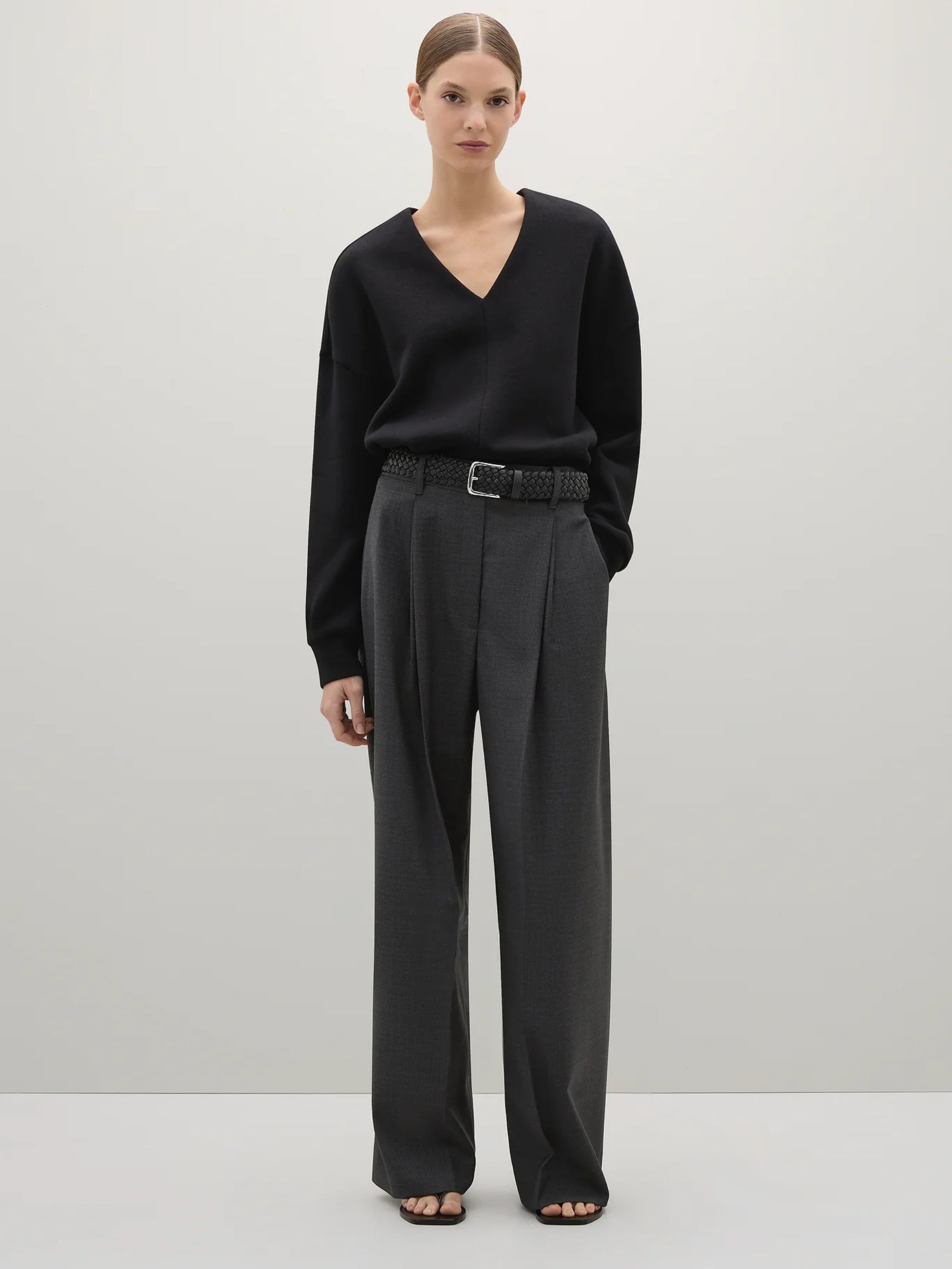 A.Emery | Goddard Pant in Charcoal Grey | The UNDONE