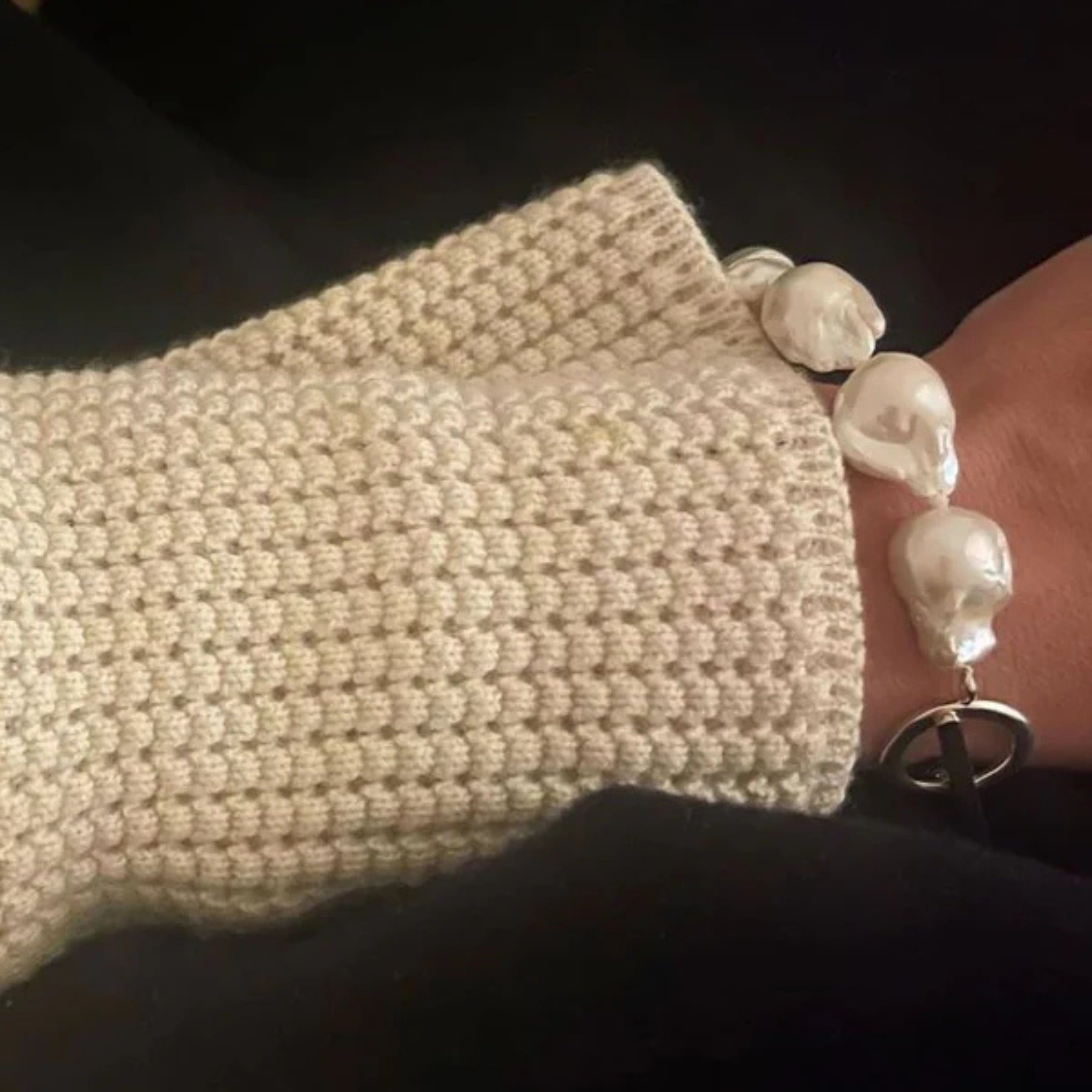 THE_UNDONE_AGMES_PEARL_BRACELET_2.jpg