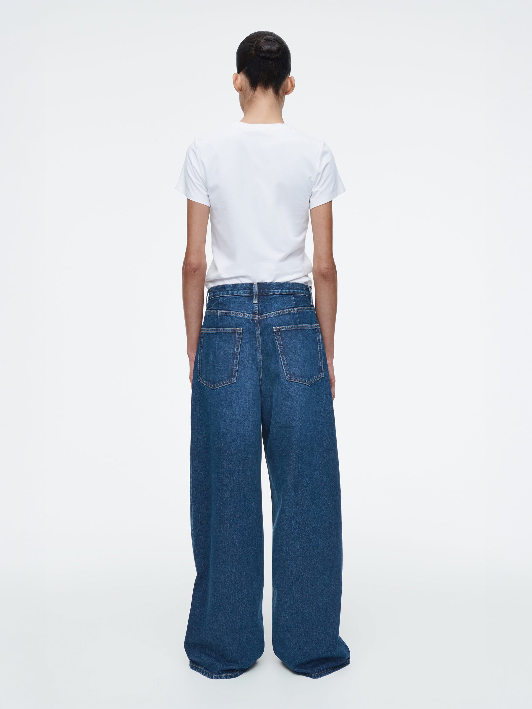 Pool Wide-Leg Jeans