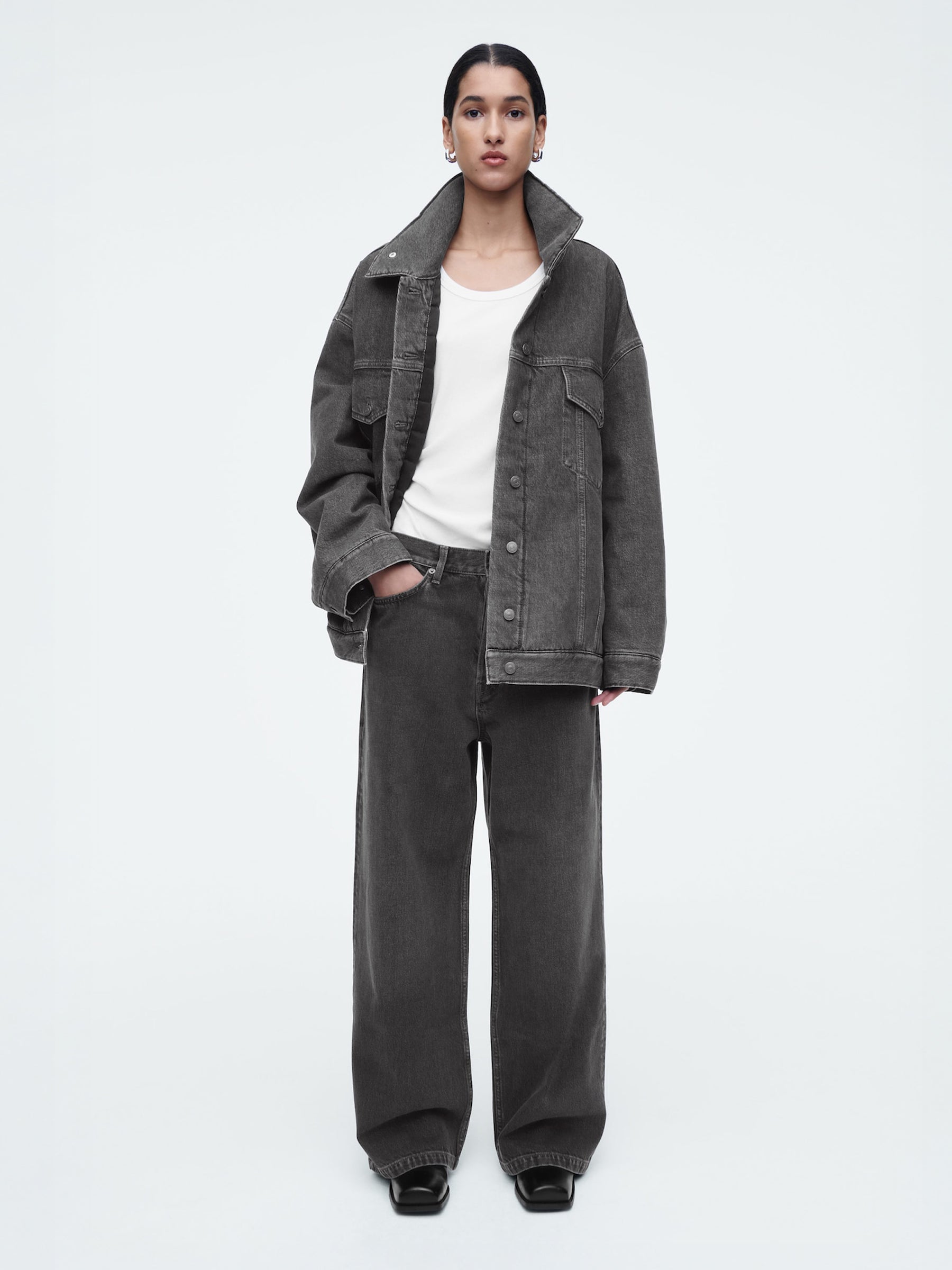 COS | Volume Wide-Leg Jeans in Washed Black | The UNDONE