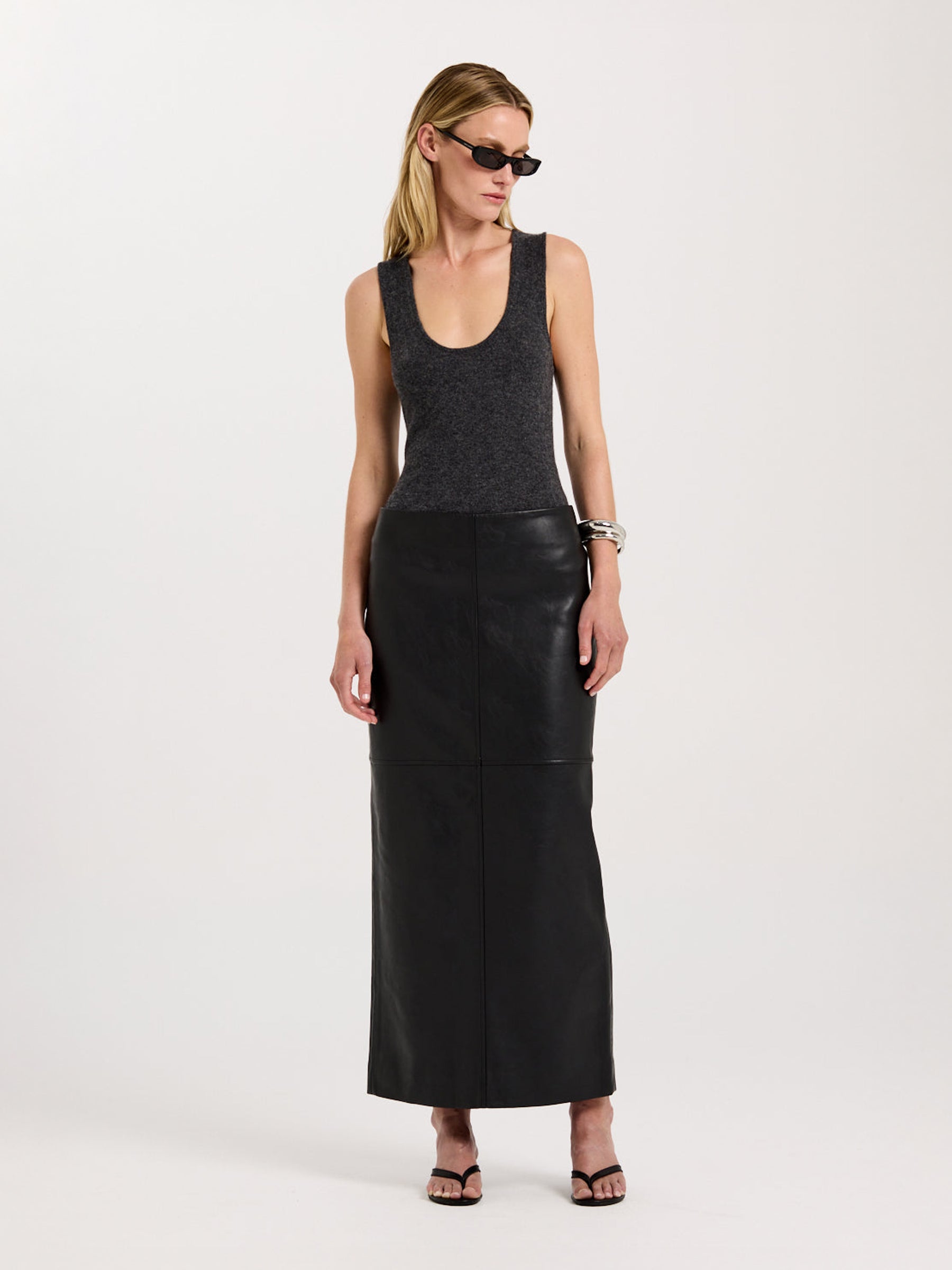 HENNE | Marano Skirt in Black | The UNDONE