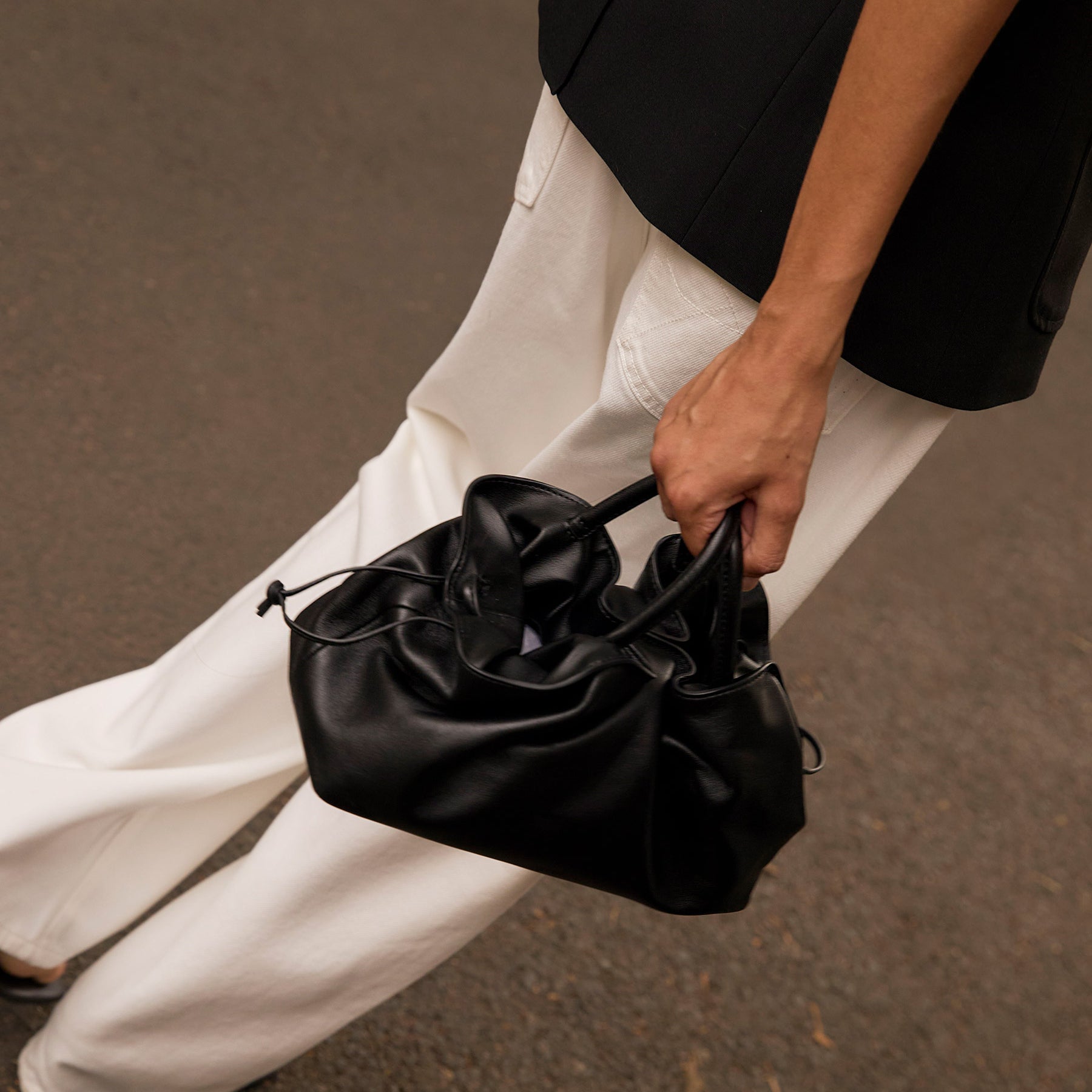 Rylan | Mila Medium Tote in Black | The UNDONE