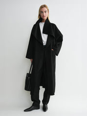 TOTEME | Signature Wool Cashmere Coat in Black | The UNDONE