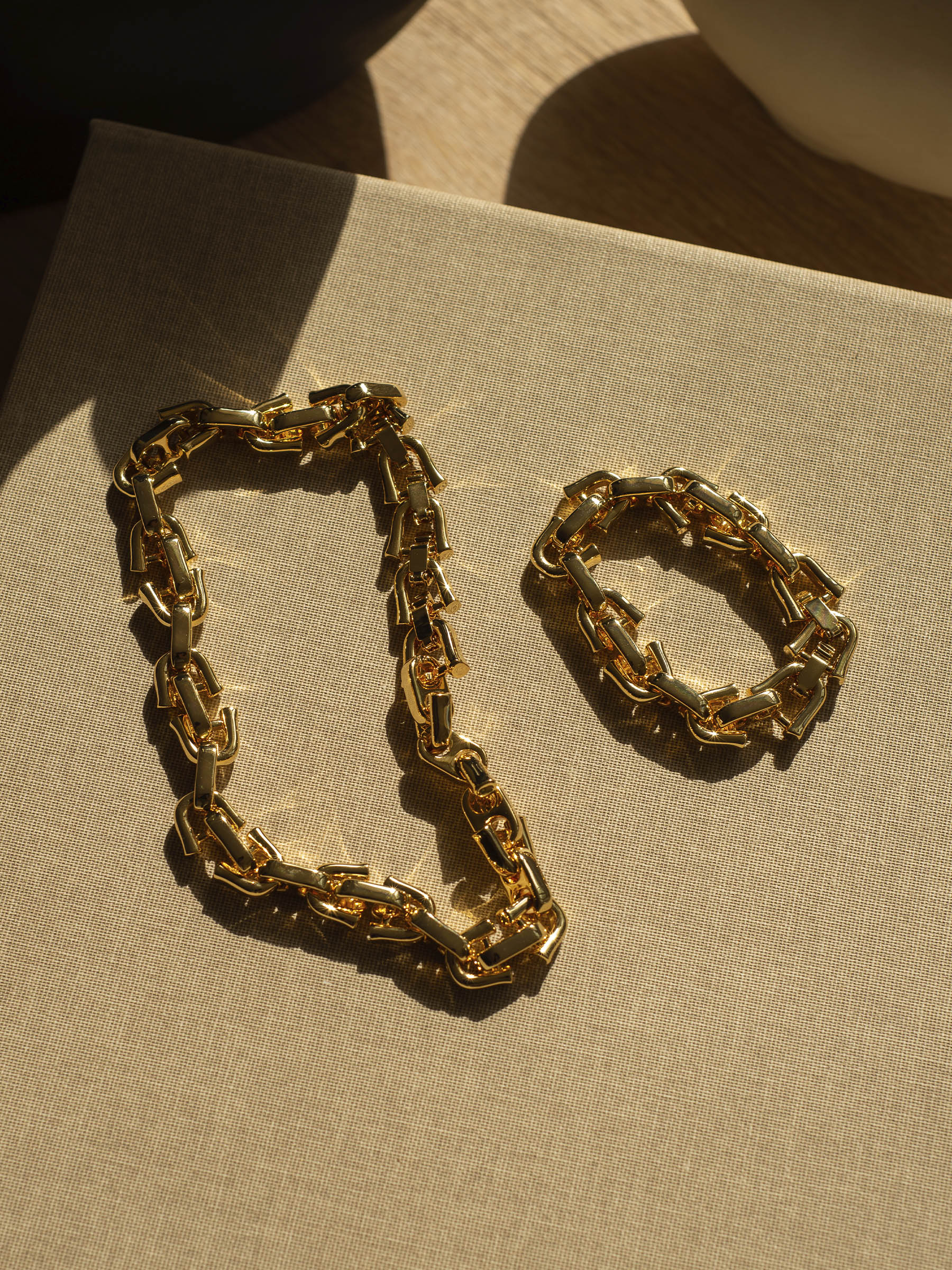 Rylan | Link Statement Necklace in Gold | The UNDONE
