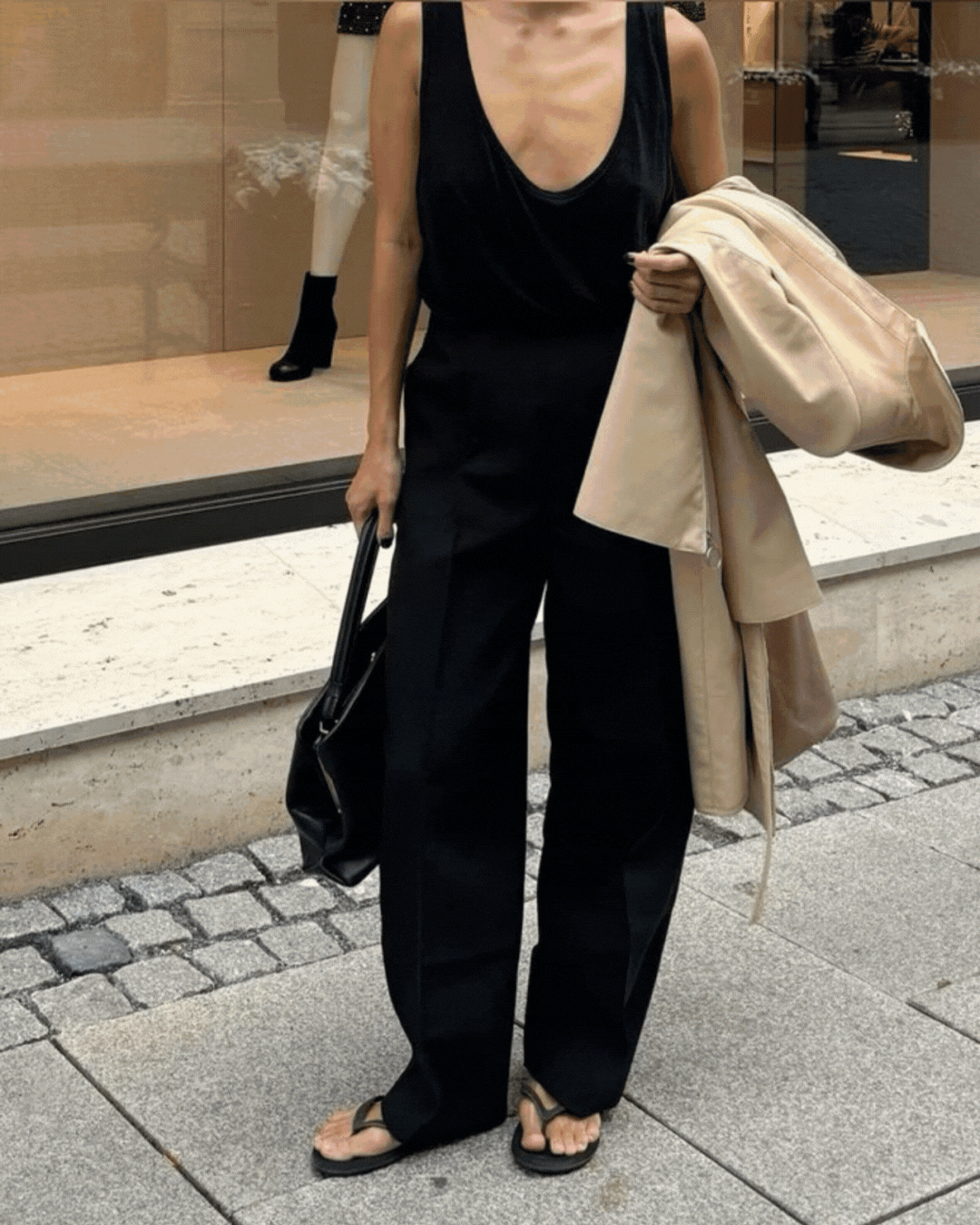 5 Ways to Style the Essential Tank – The UNDONE