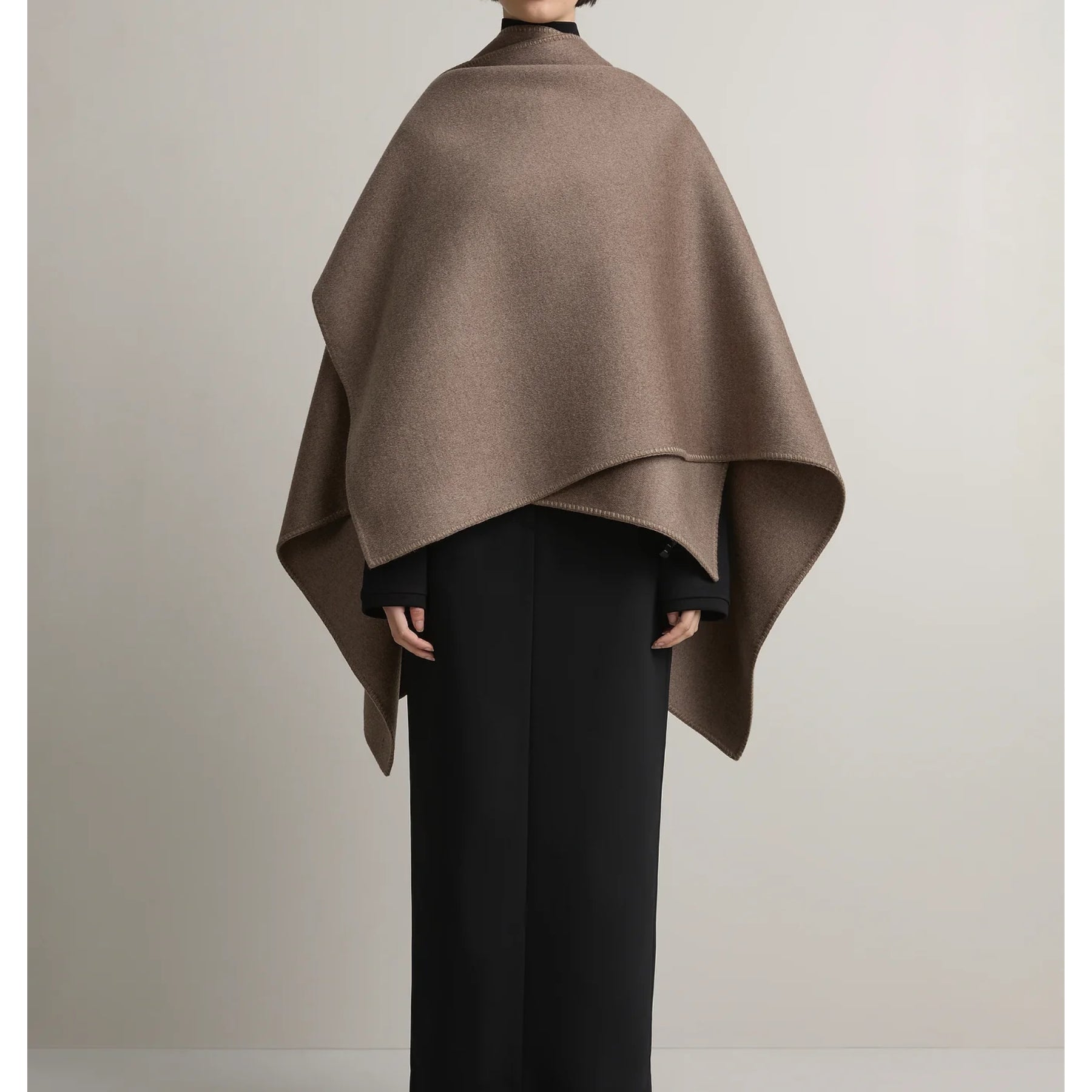 A.Emery | The Lena Wrap in Cafe
