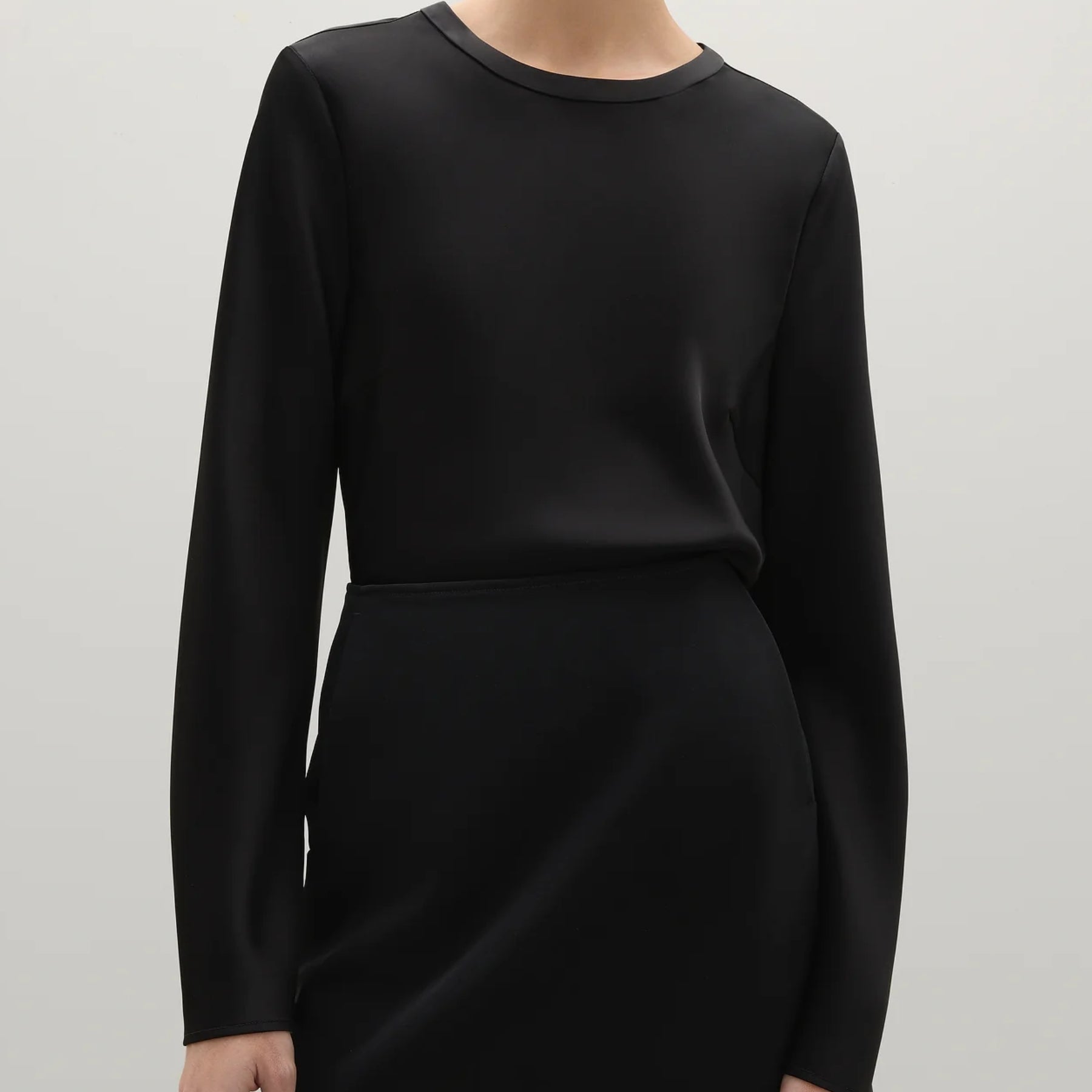 A.Emery The Arden Top in Black
