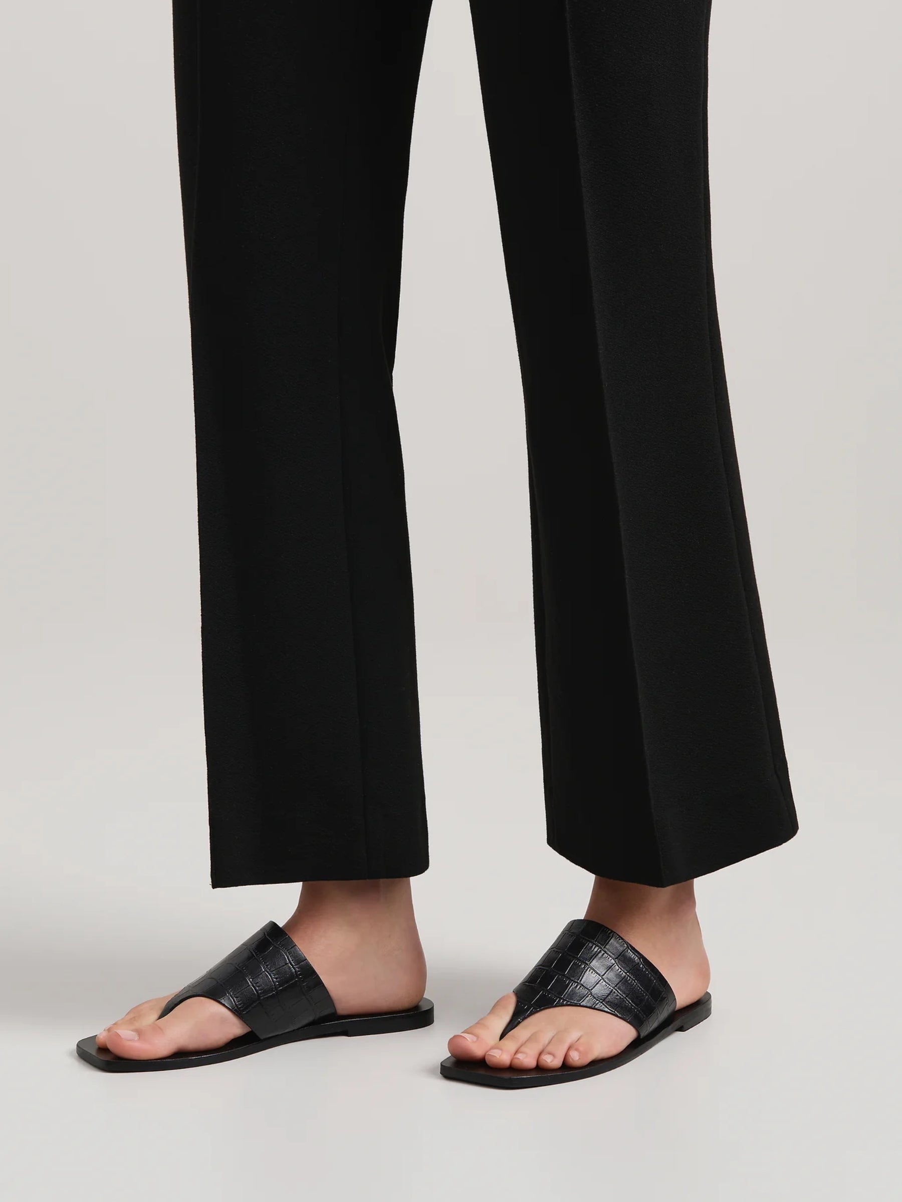 A.Emery | The Paton Sandal in Black
