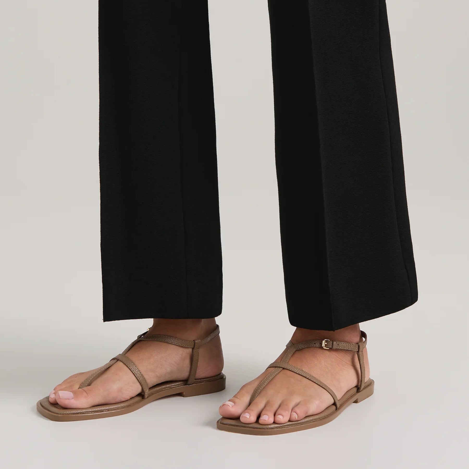 A.Emery | The Remly Sandal in Pebble