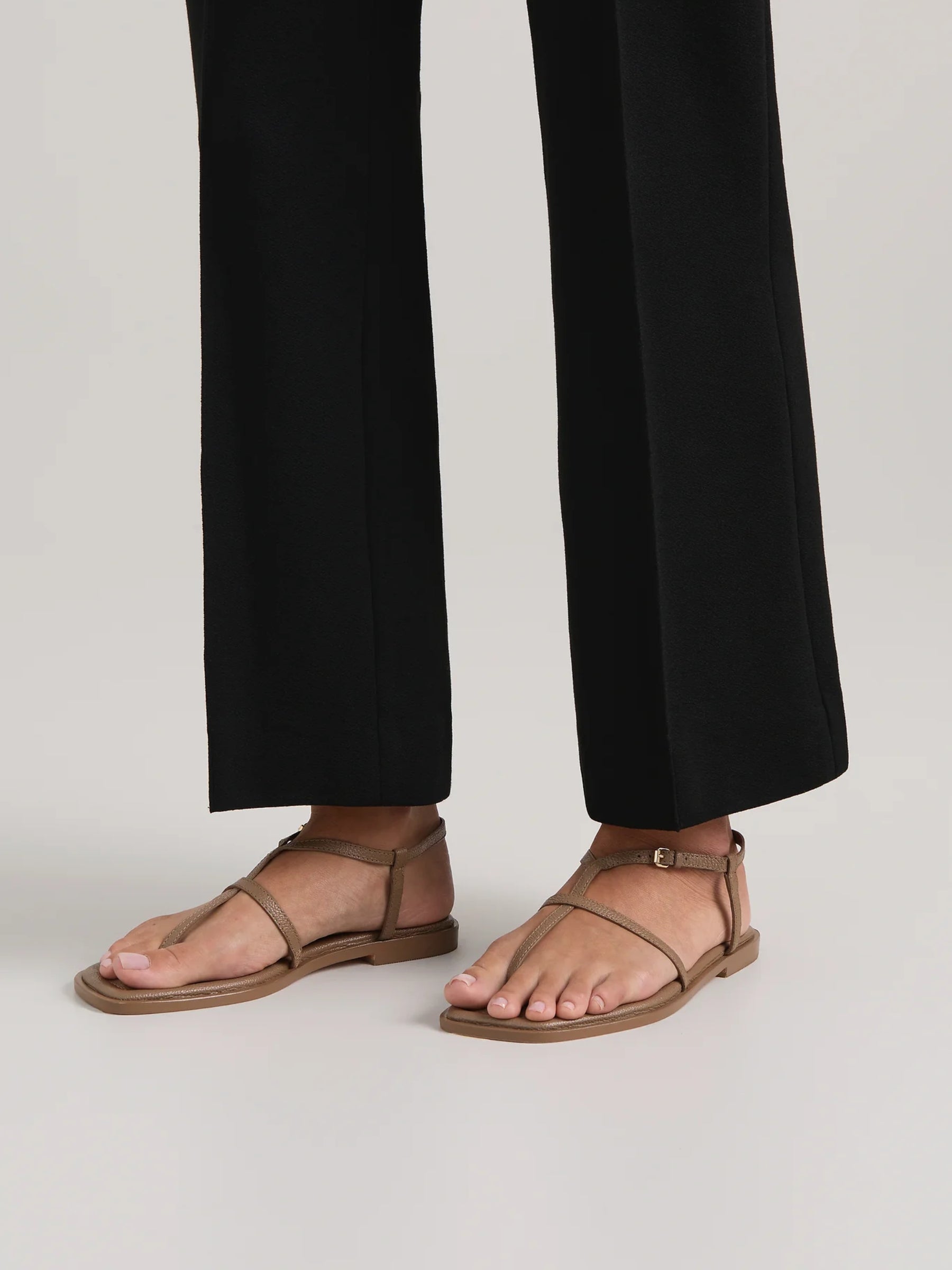 A.Emery | The Remly Sandal in Pebble