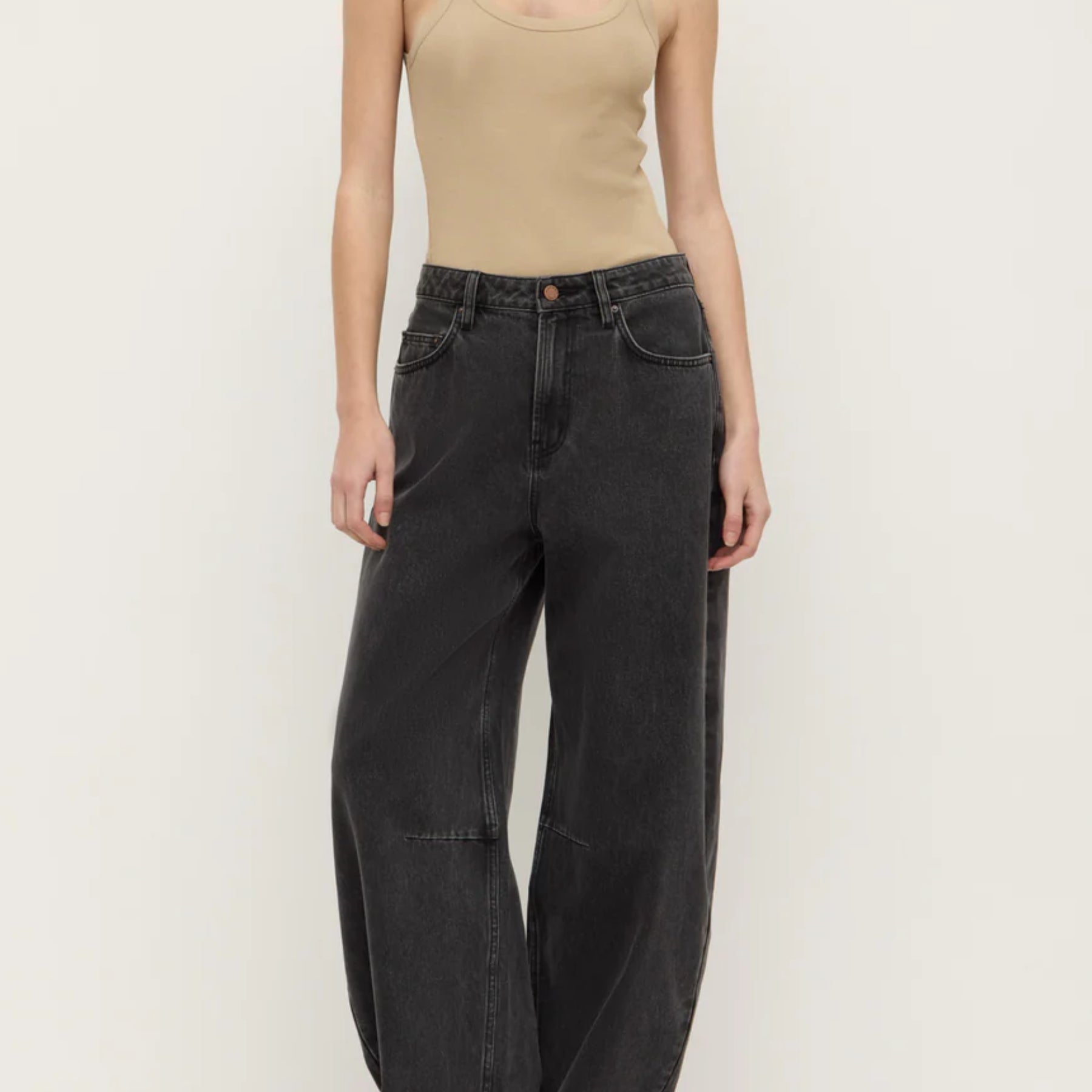 Assembly Label High Rise Barrel Jean in Washed Black
