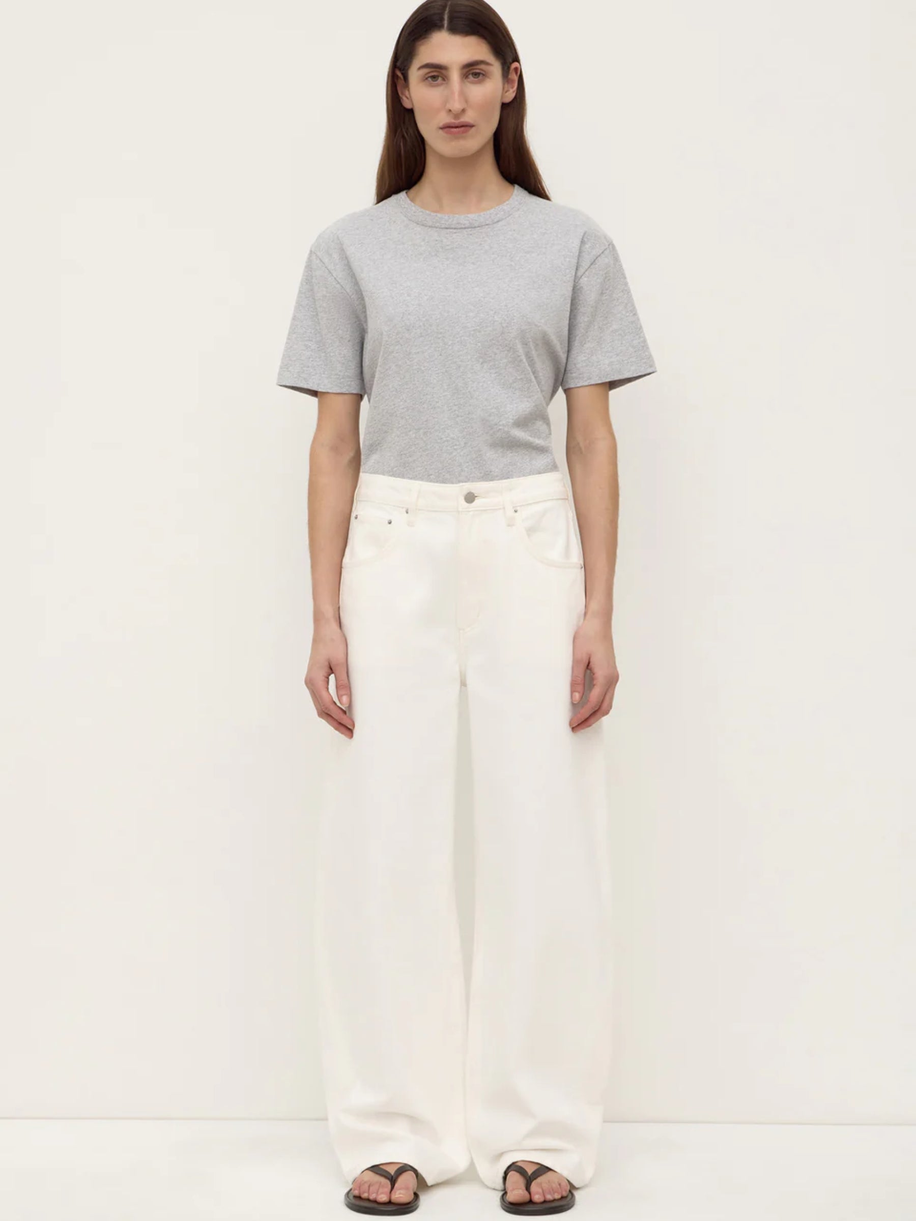 Assembly Label Low Curve Mid Rise Jean in White