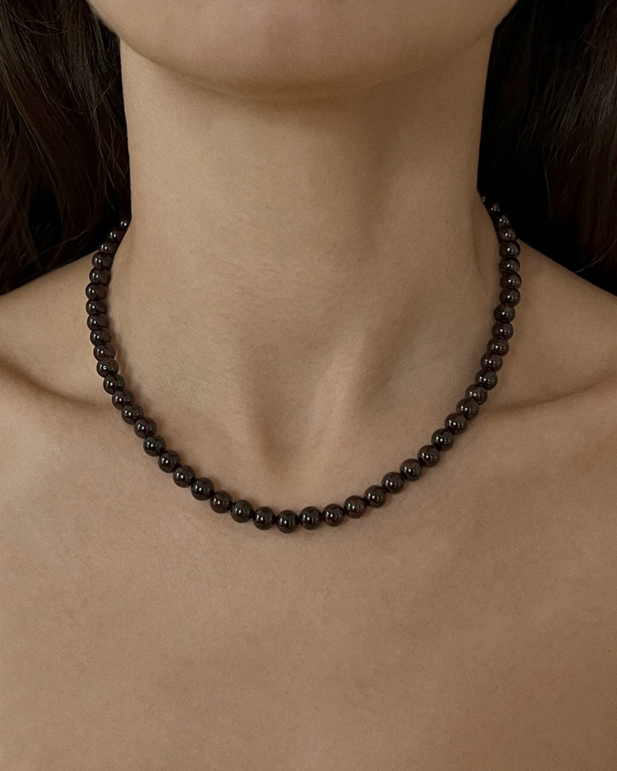 Balade | Negra Necklace in Grenade and 925 Sterling Silver | The UNDONE