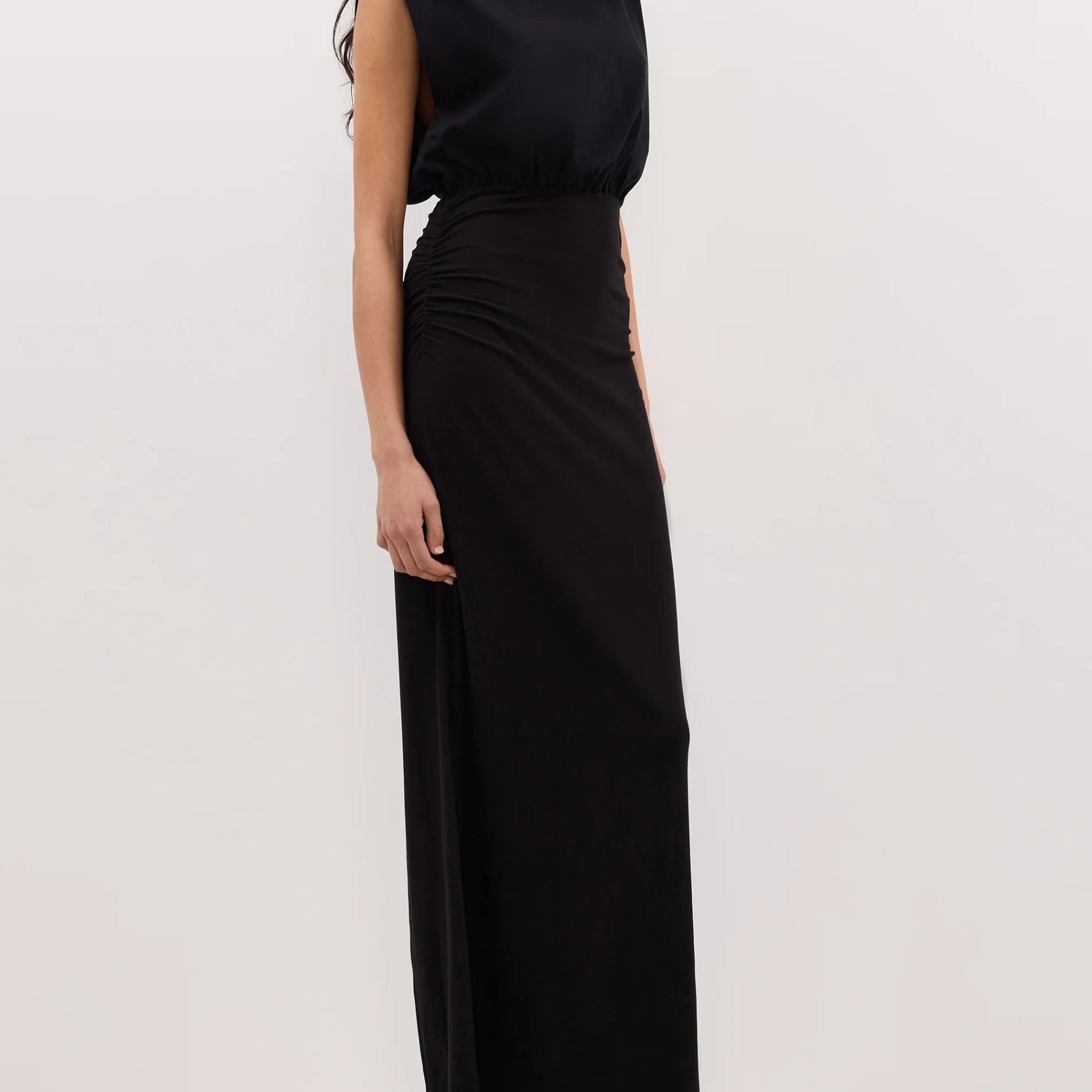 DISSH | Liora Black Sleeveless Maxi Dress