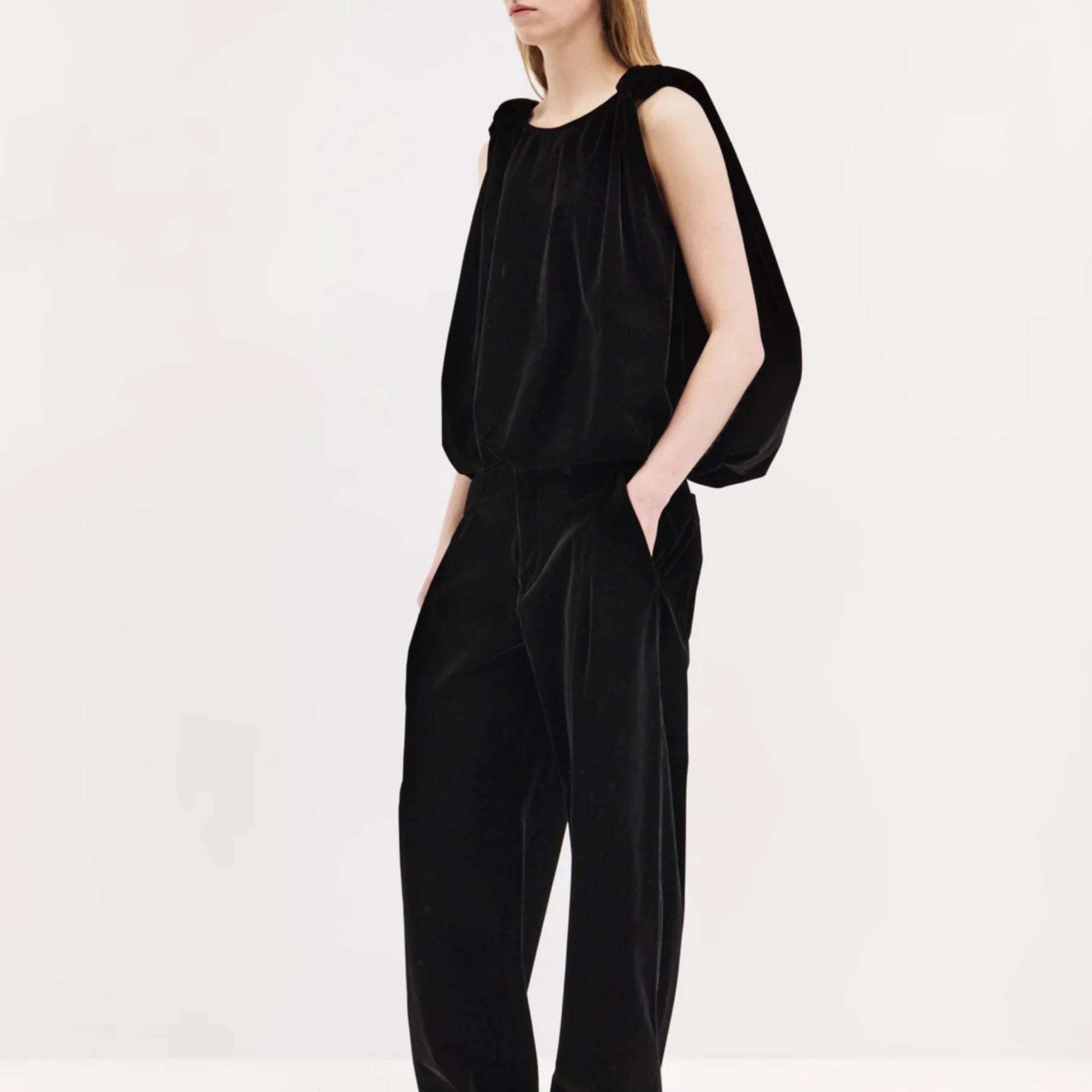 Harris Tapper Black Velvet Knot Top 