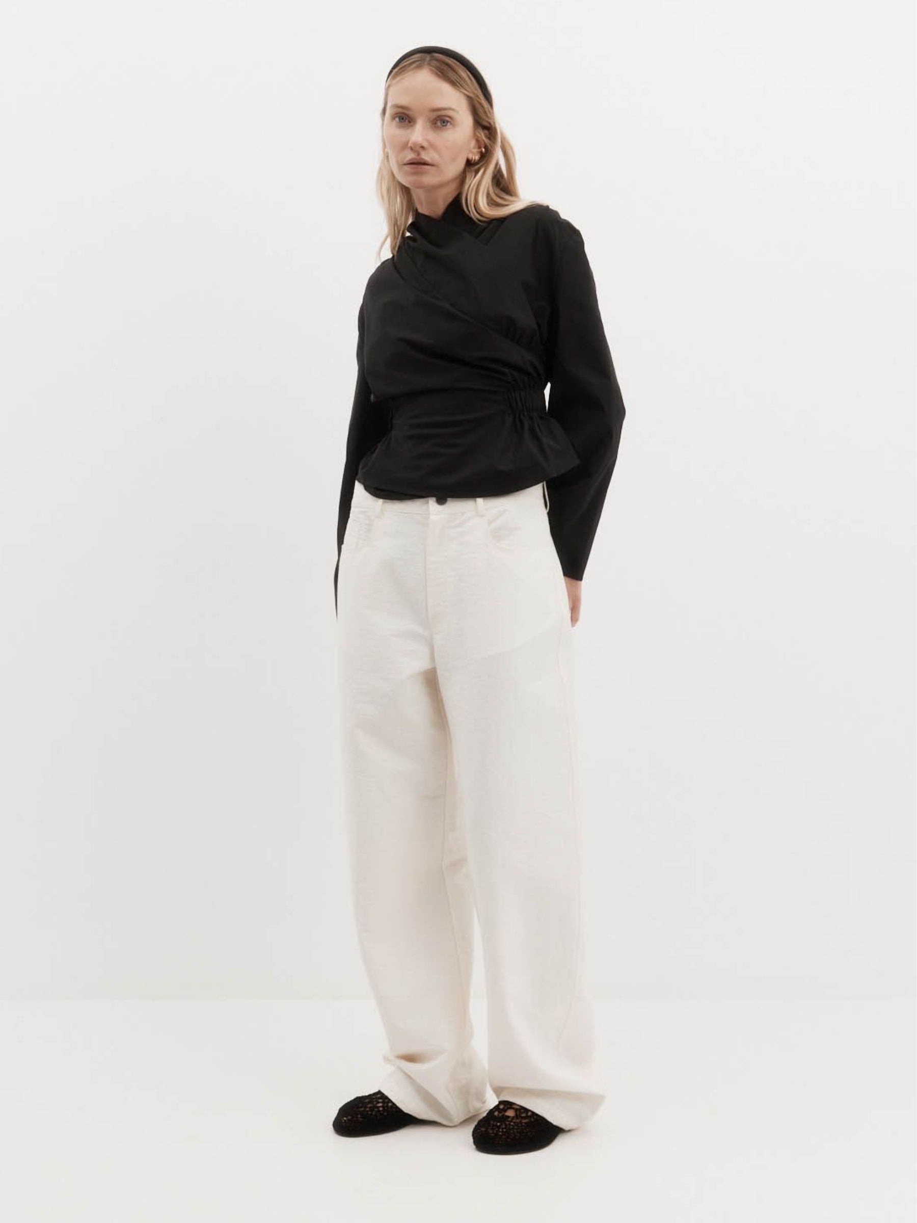 Harris Tapper Long Sleeve Chaimberlain Top in black