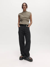 Harris Tapper Chaimberlain Top in Taupe