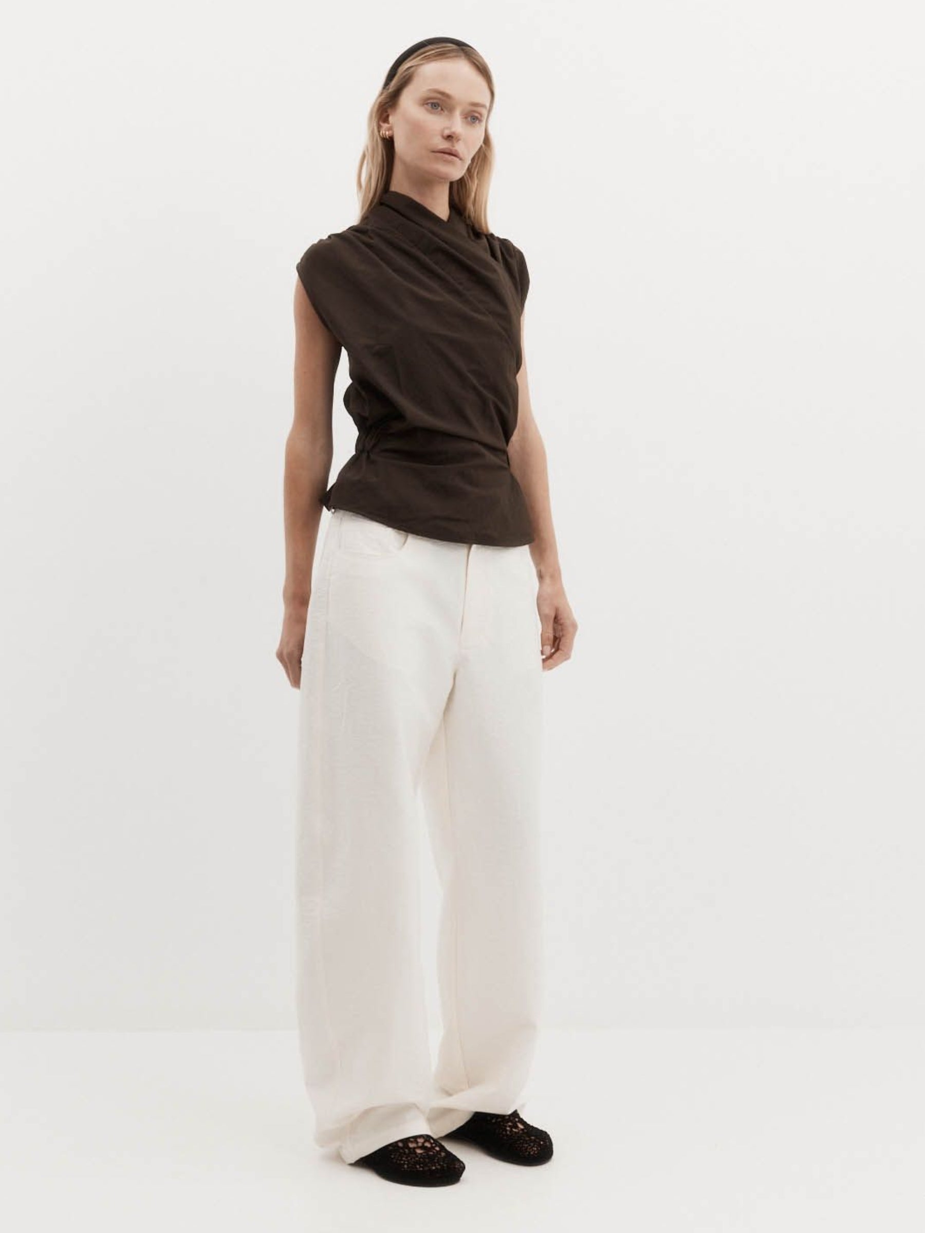Harris Tapper Chaimberlain Top in Dark Brown