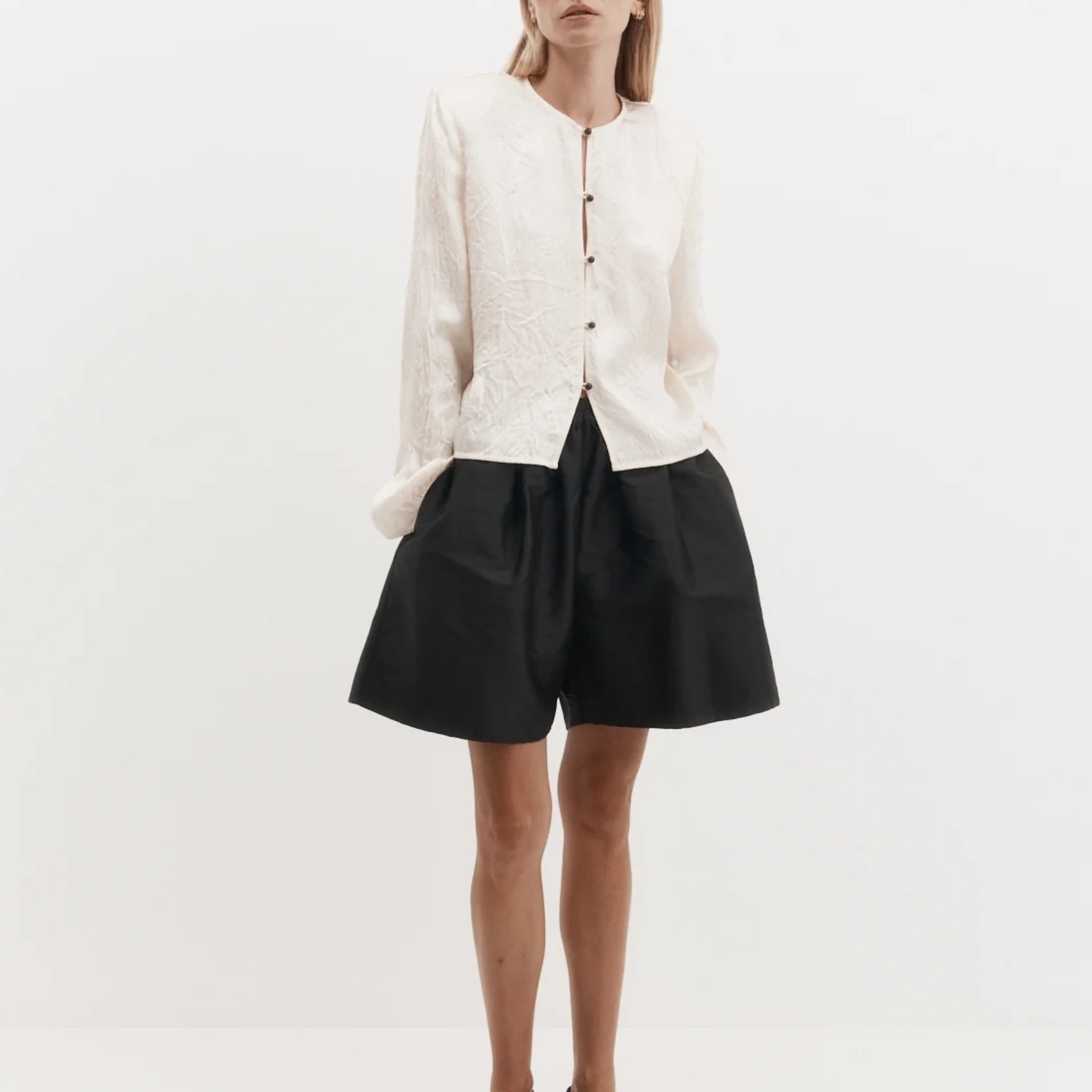 Harris Tapper Voluminous Short in Silk Taffeta