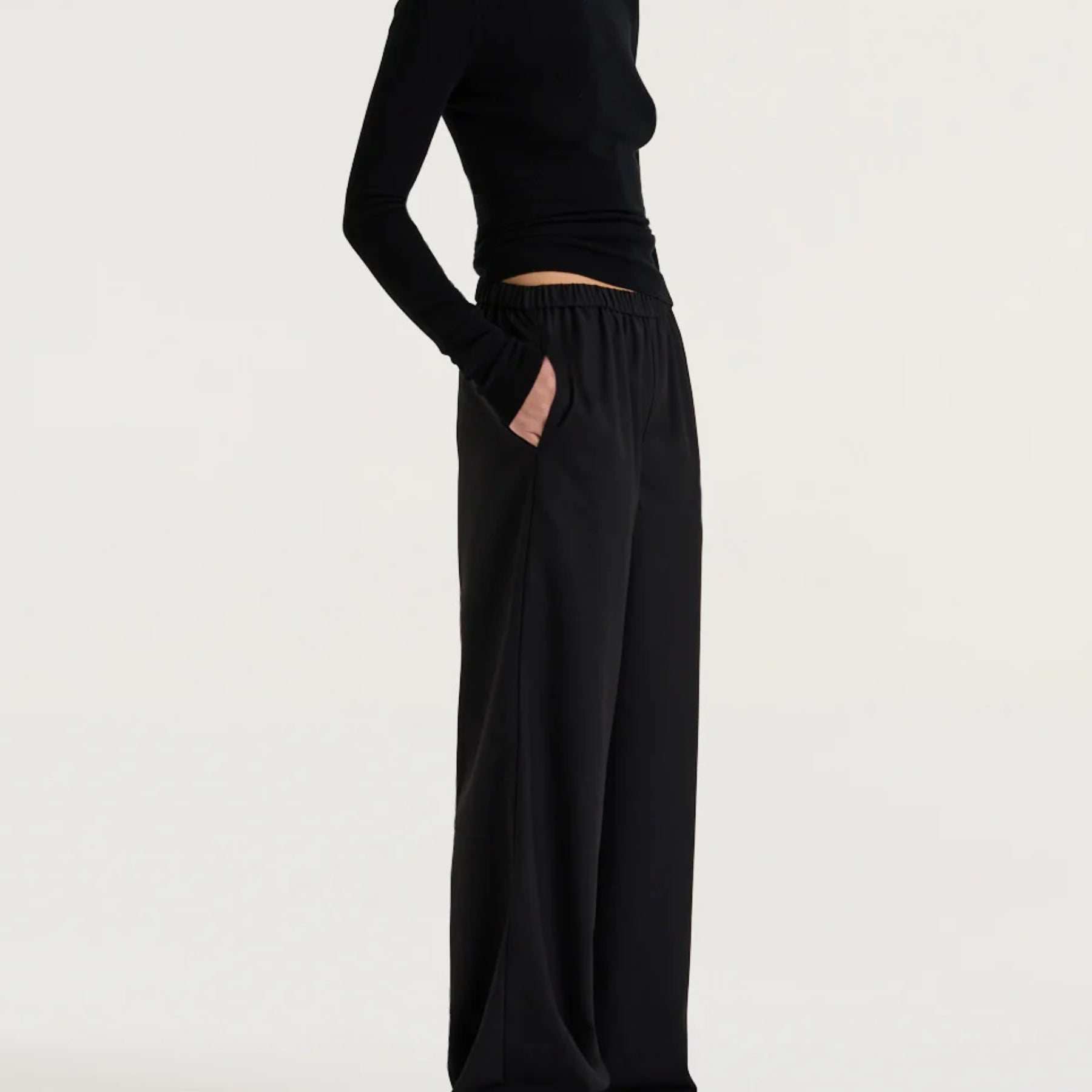 Henne Black Tessa Pant