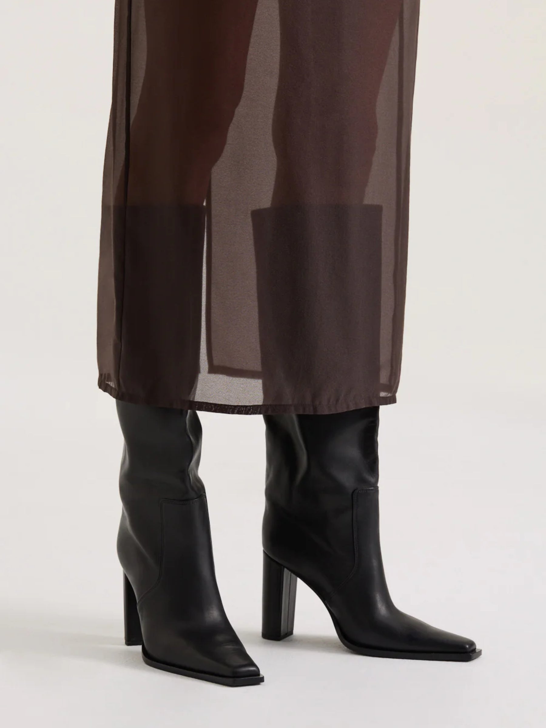 HENNE | Rue Boot in Black