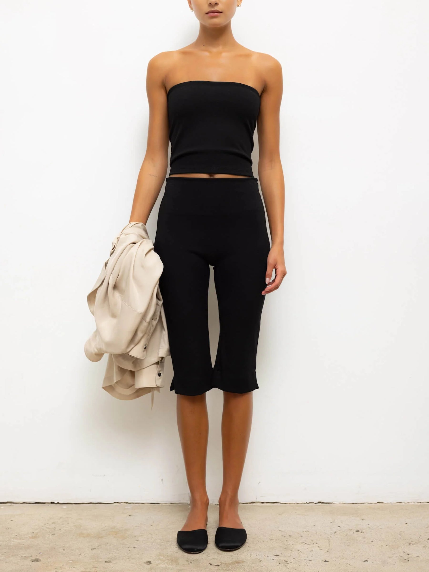 LESET | Rio Capri Pants in Black