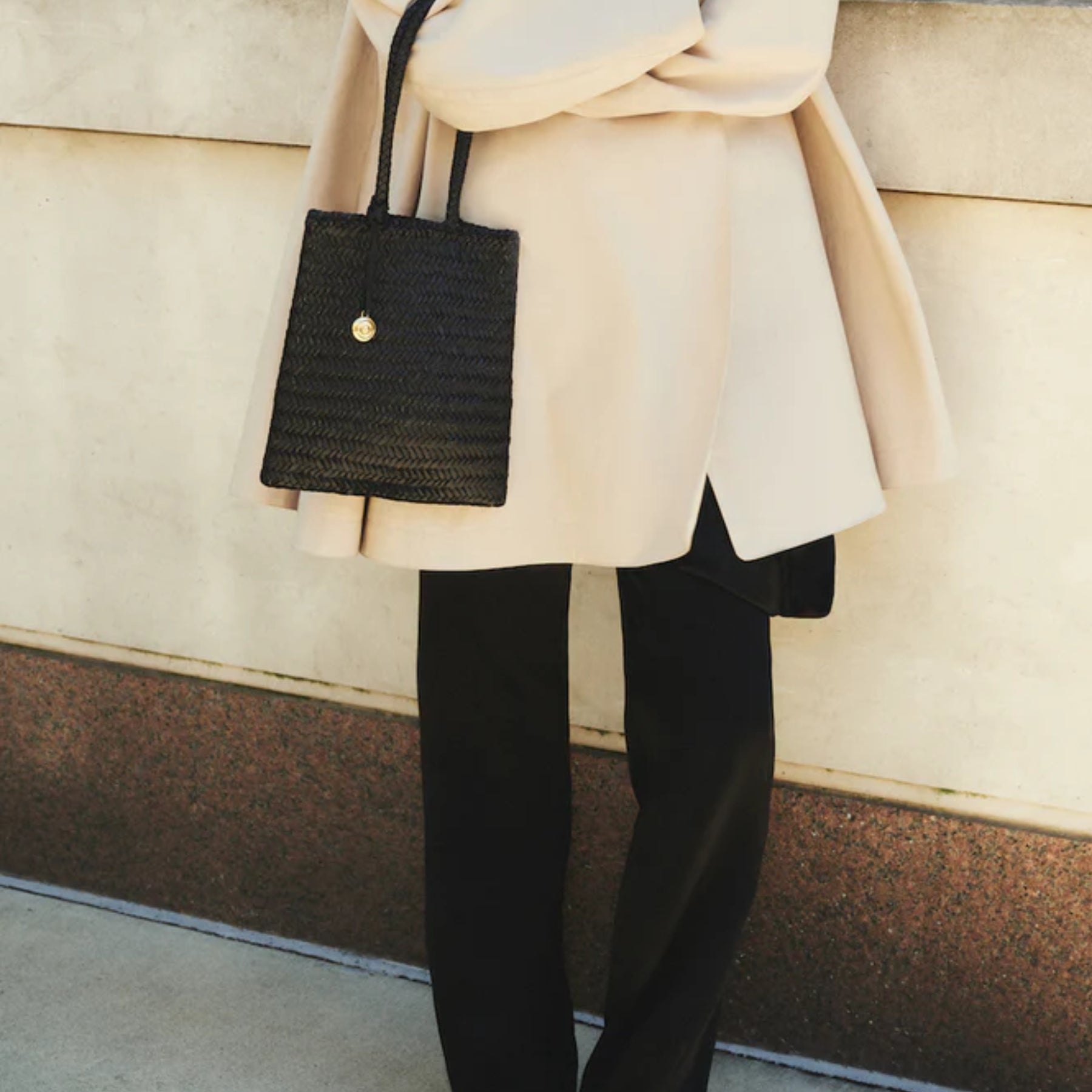 Liffner Flat Woven Basket Bag in black