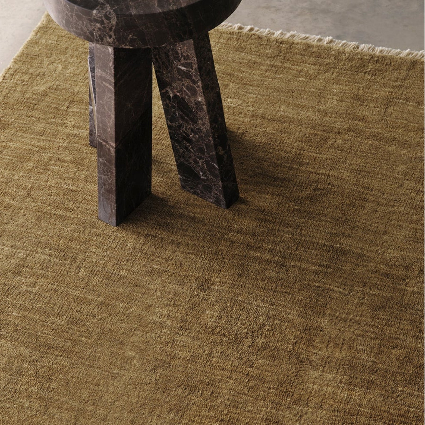 MCM HOUSE Orchards Rug in Olive Woven