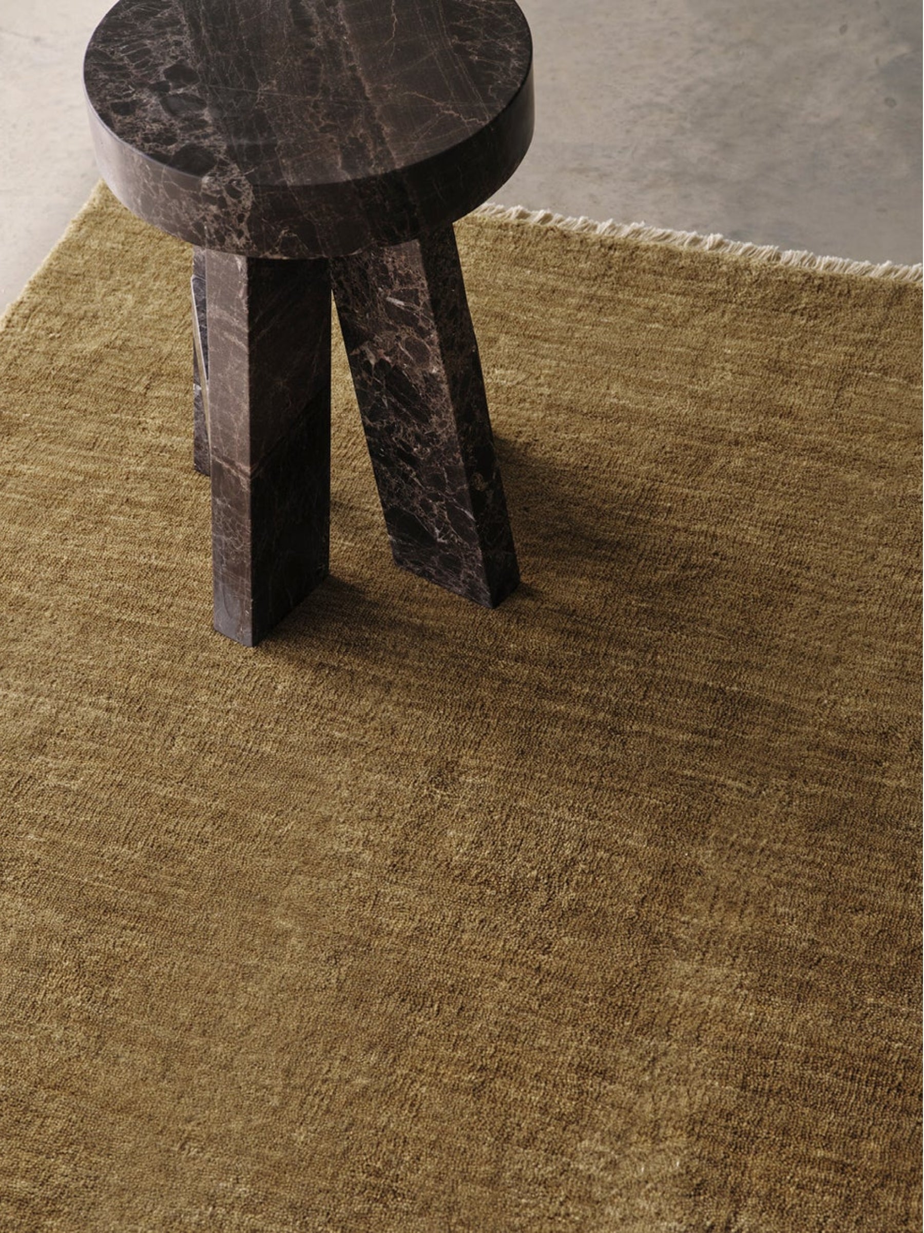 MCM HOUSE Orchards Rug in Olive Woven
