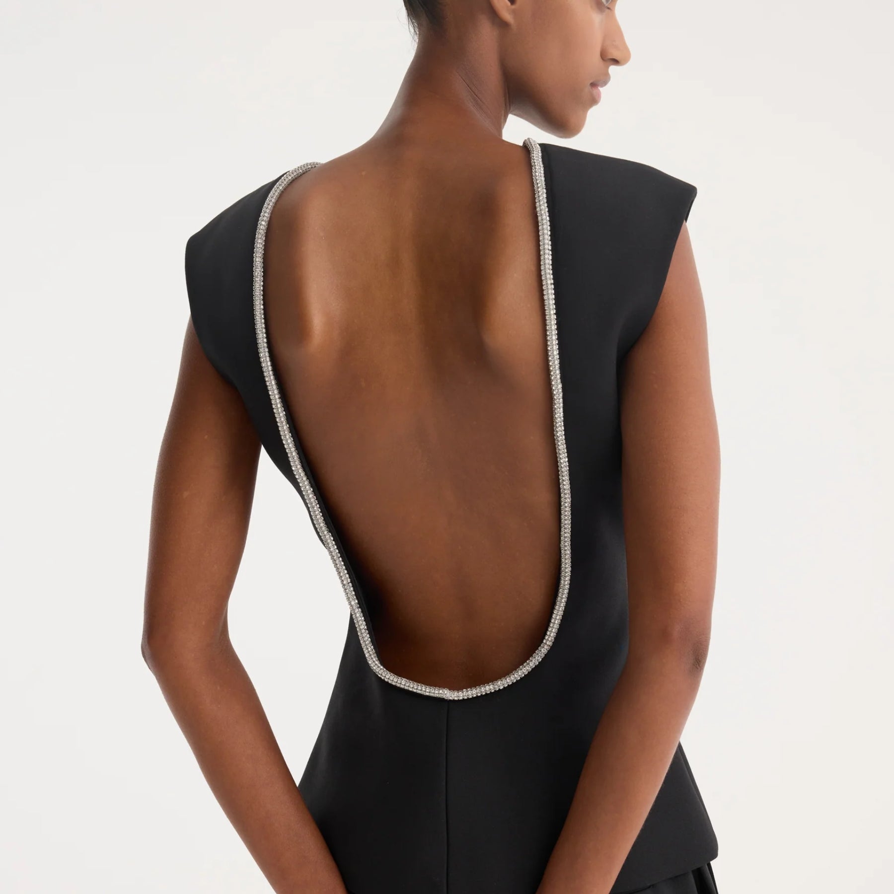 RÓHE | Open back appliqué top