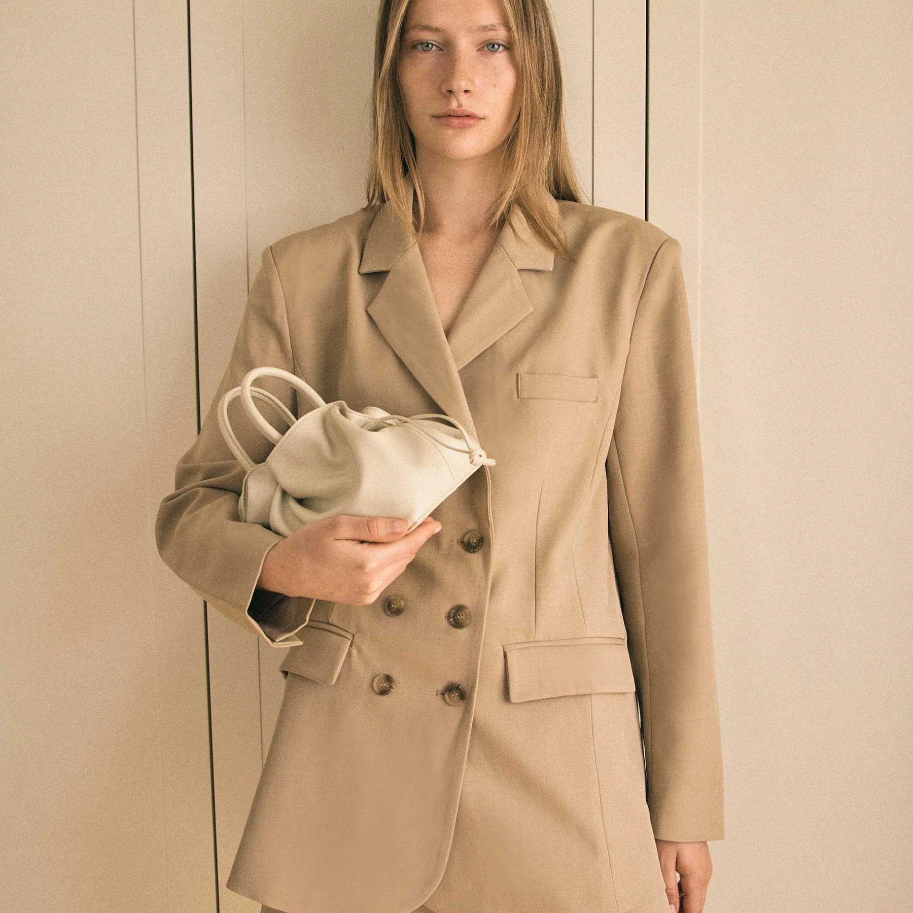 Rylan | Mila Parchment Medium Tote
