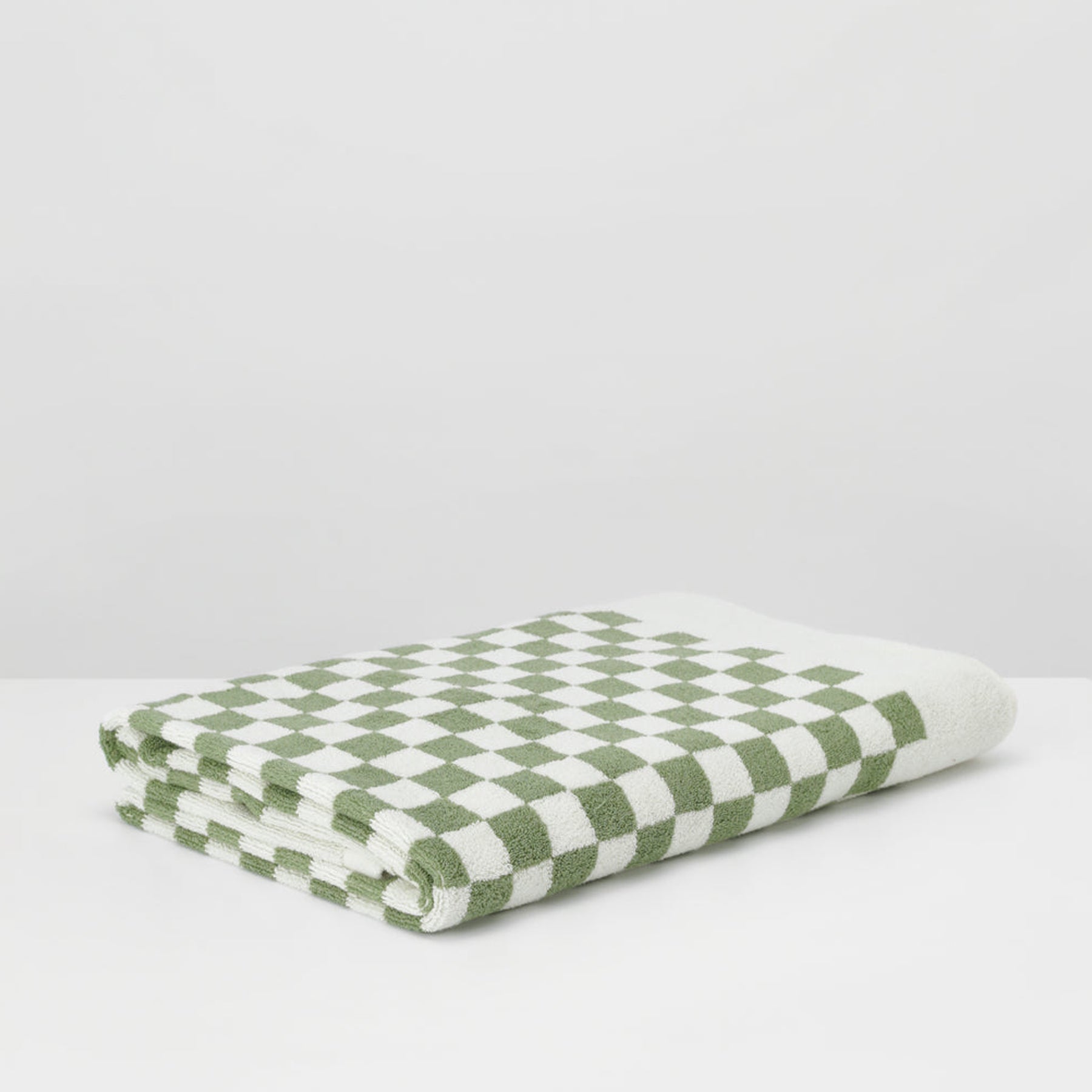 Baina | Roman Pool Towel in Sage & Chalk | The UNDONE