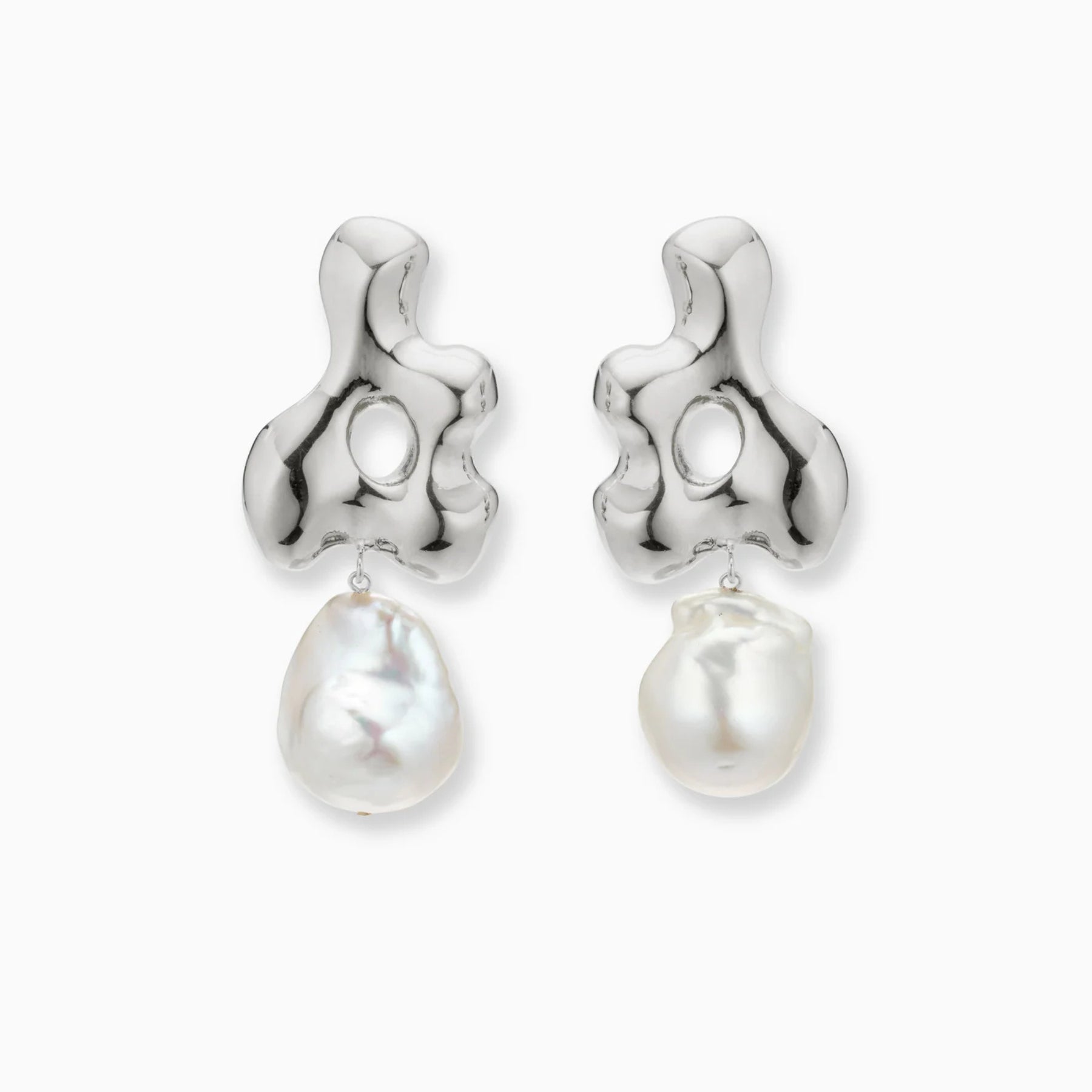 THE_UNDONE_AGMES_BODMER_EARRINGS_1.jpg