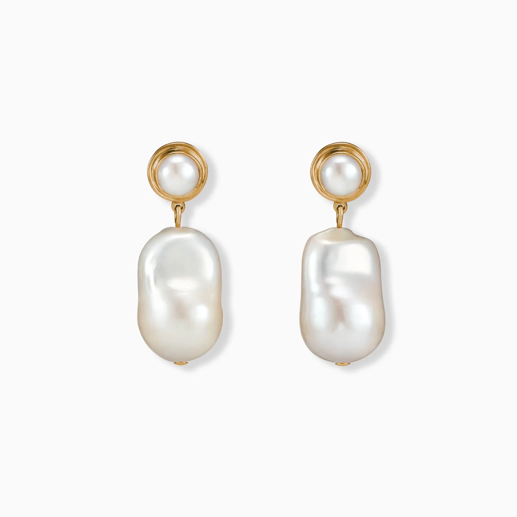 THE_UNDONE_AGMES_DELPHINE_EARRINGS_1.jpg