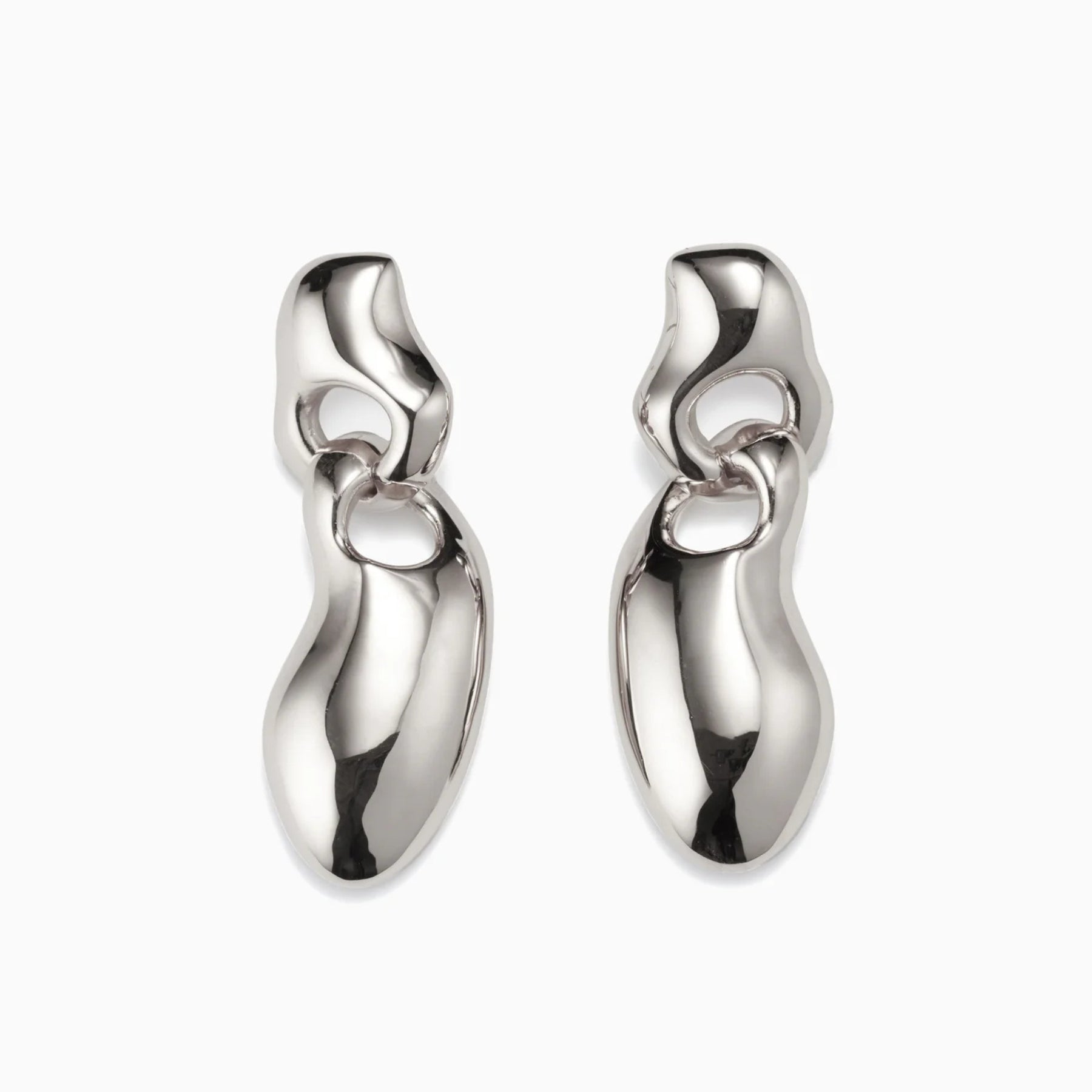 THE_UNDONE_AGMES_FRACESCA_EARRINGS_1.jpg