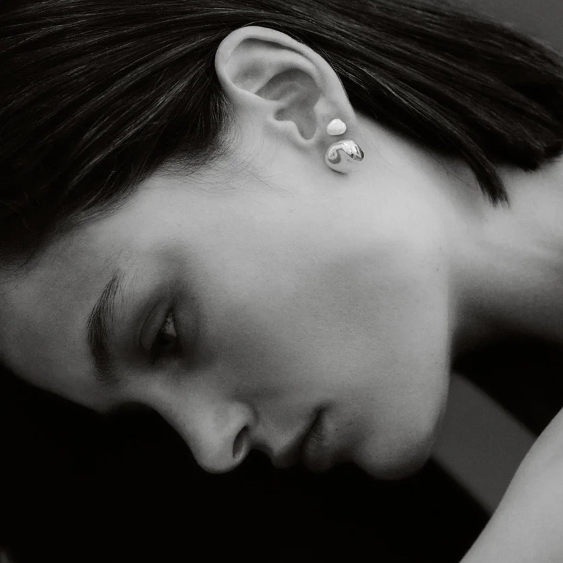 THE_UNDONE_AGMES_SMALL_GIA_STUDS_2.jpg