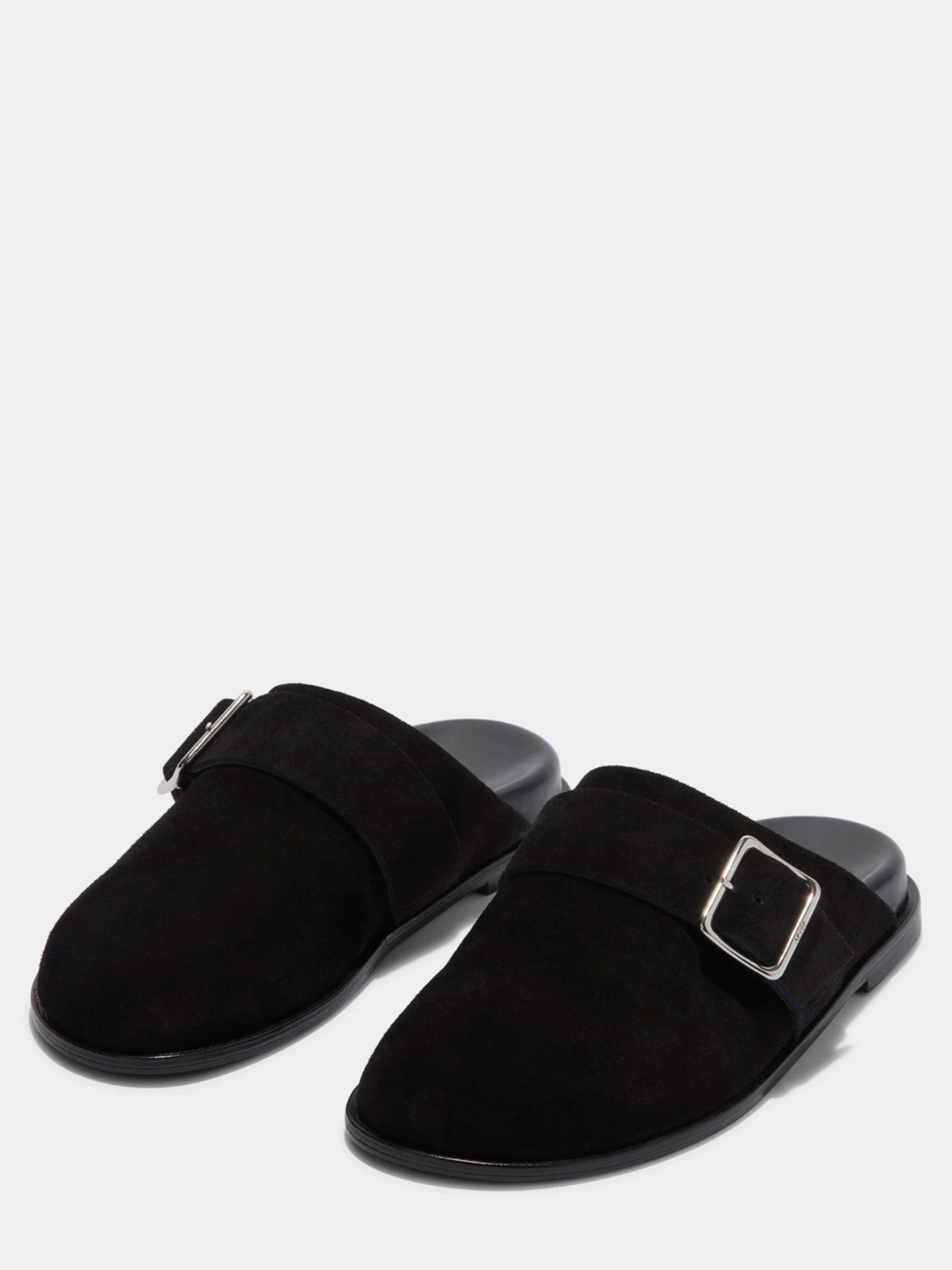 Aeyde | Finja Leather Slides in Black | The UNDONE