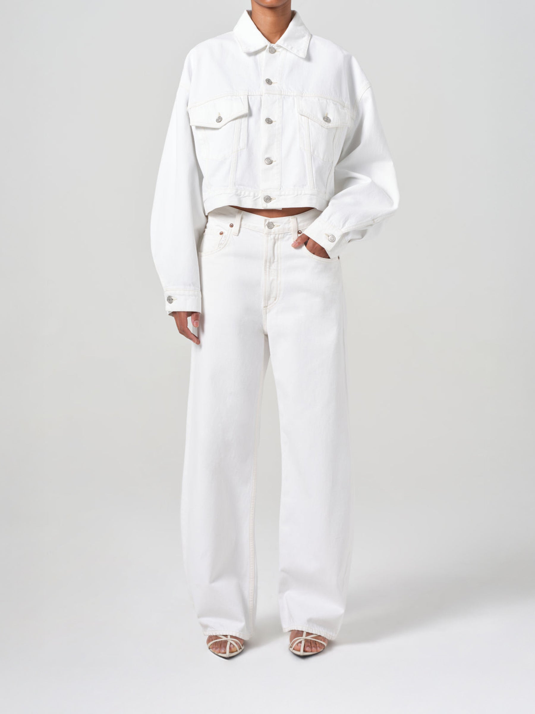 AGOLDE | Low Curve Jean in White Milkshake | The UNDONE