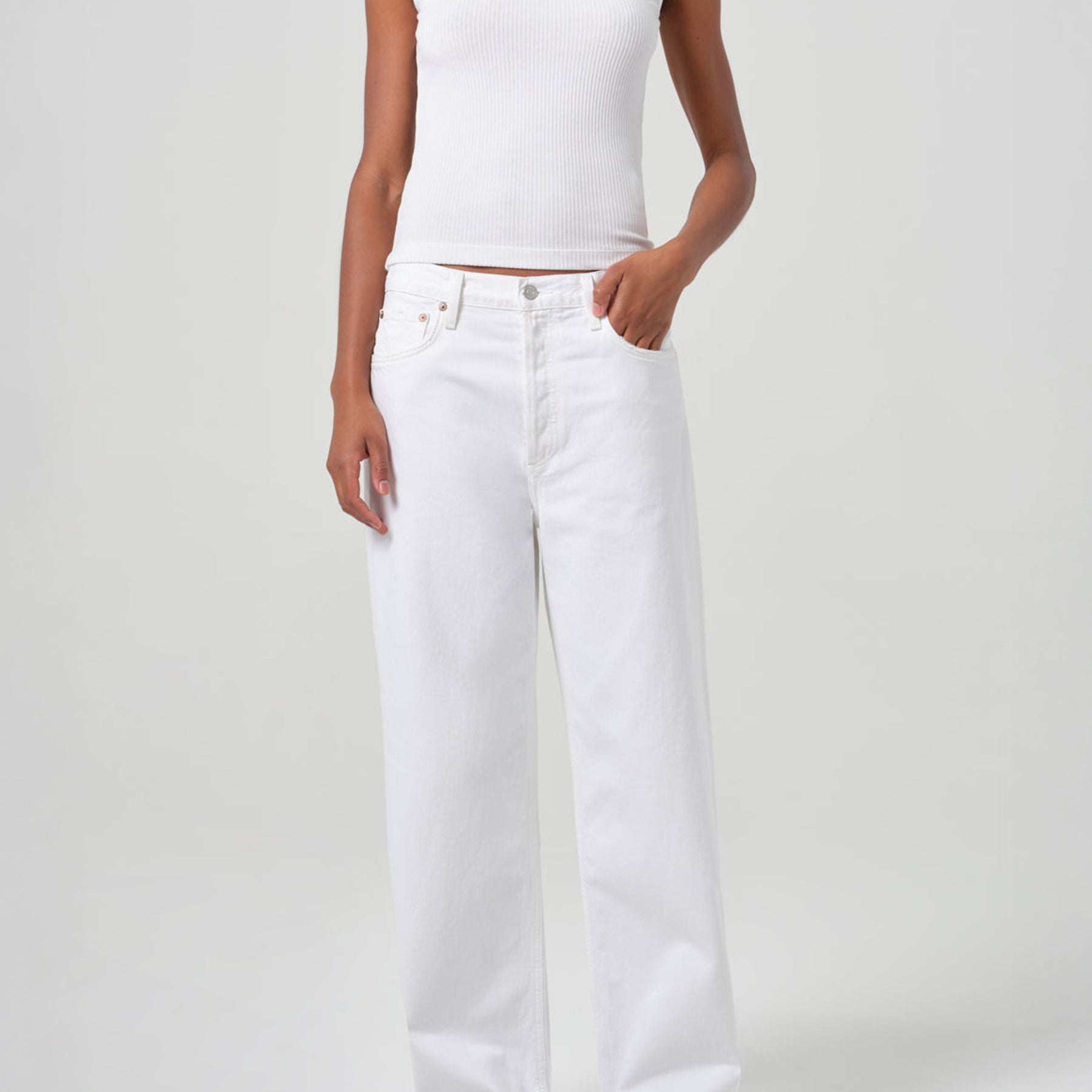 AGOLDE | Low Slung Baggy Jean in White Milkshake | The UNDONE