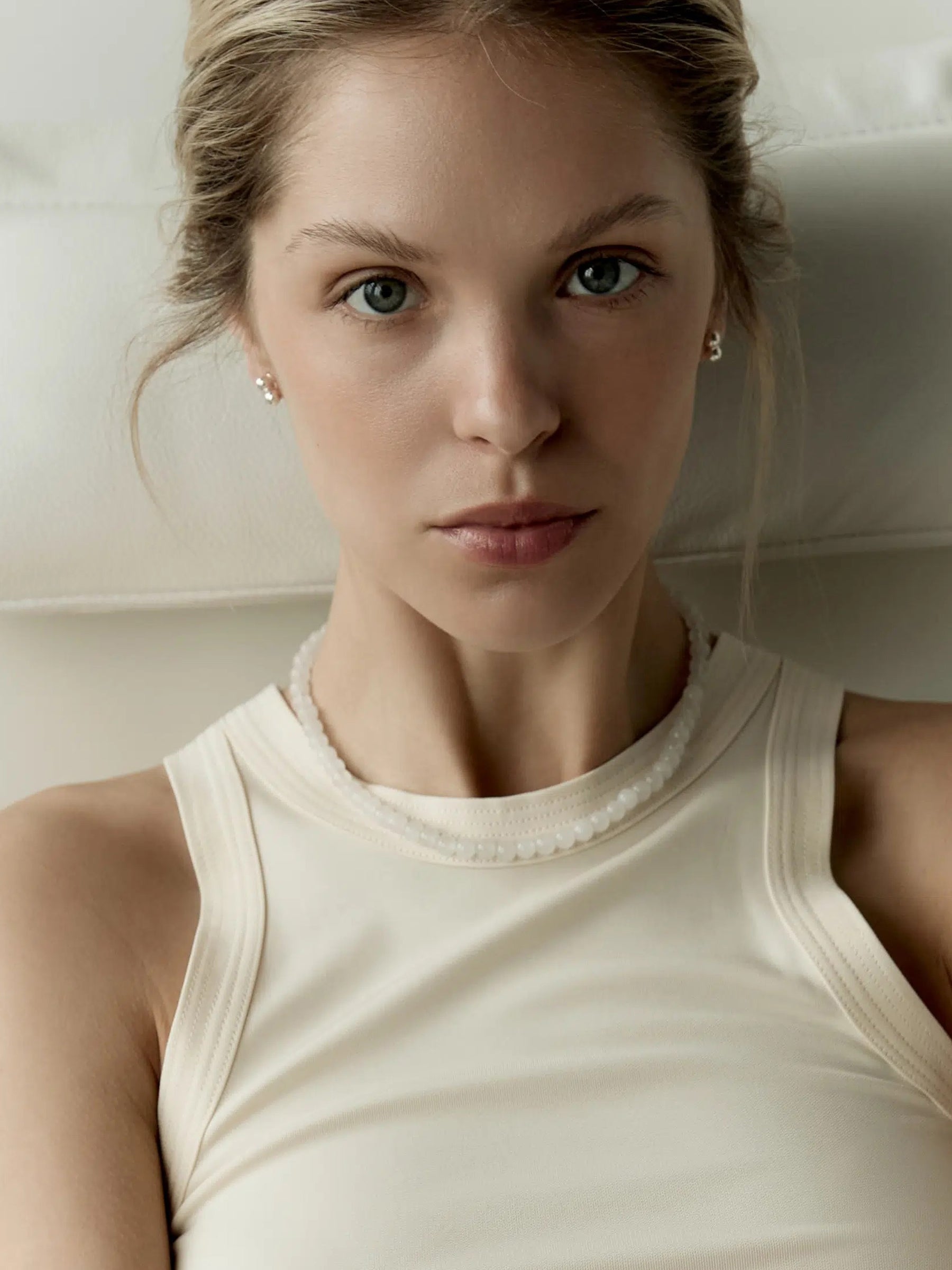 Balade | Alba Necklace in White Jade and 925 Sterling Silver | The UNDONE