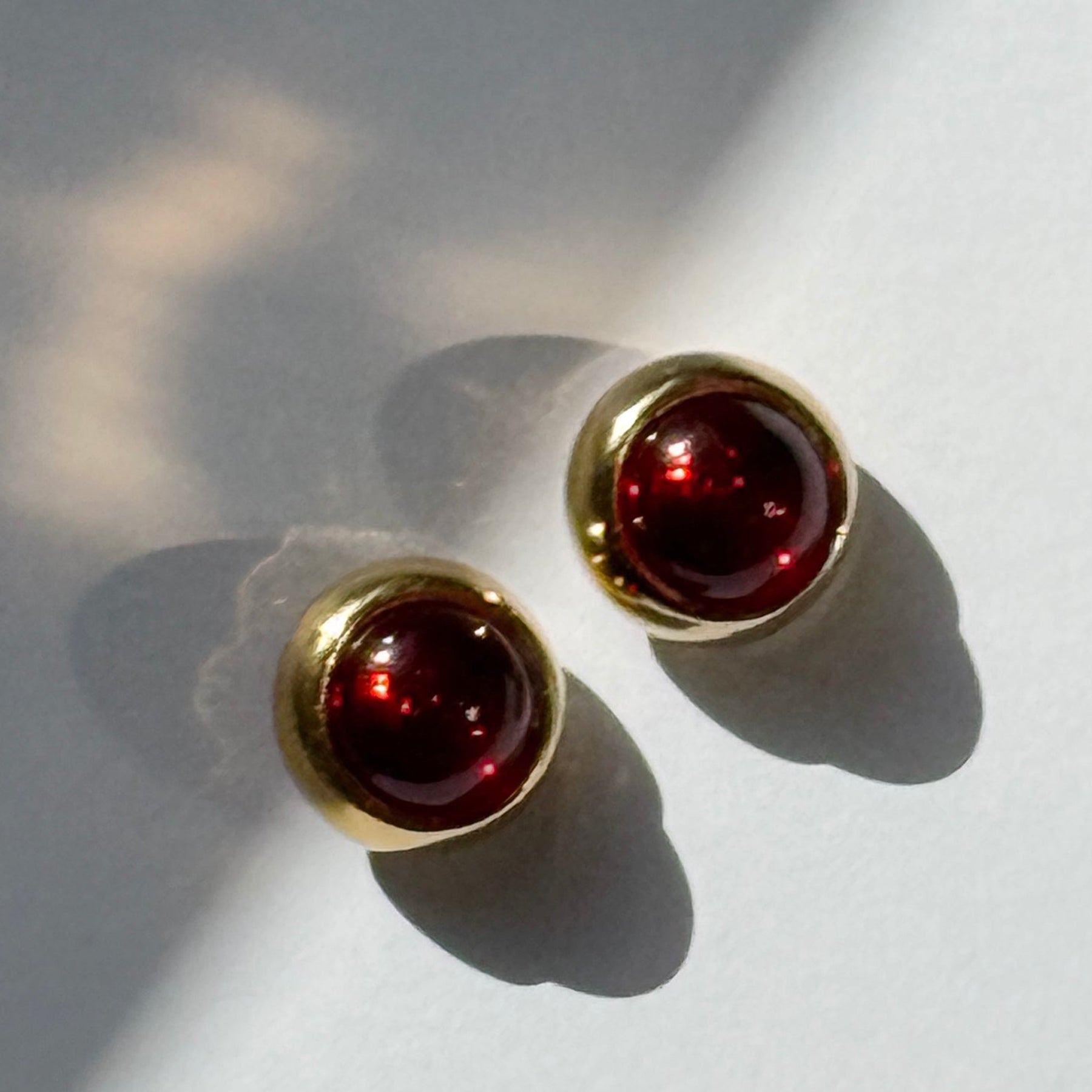 CONSTANTINA VINTAGE | Yves Saint Laurent Red Cabochon Clip On Earrings | The UNDONE