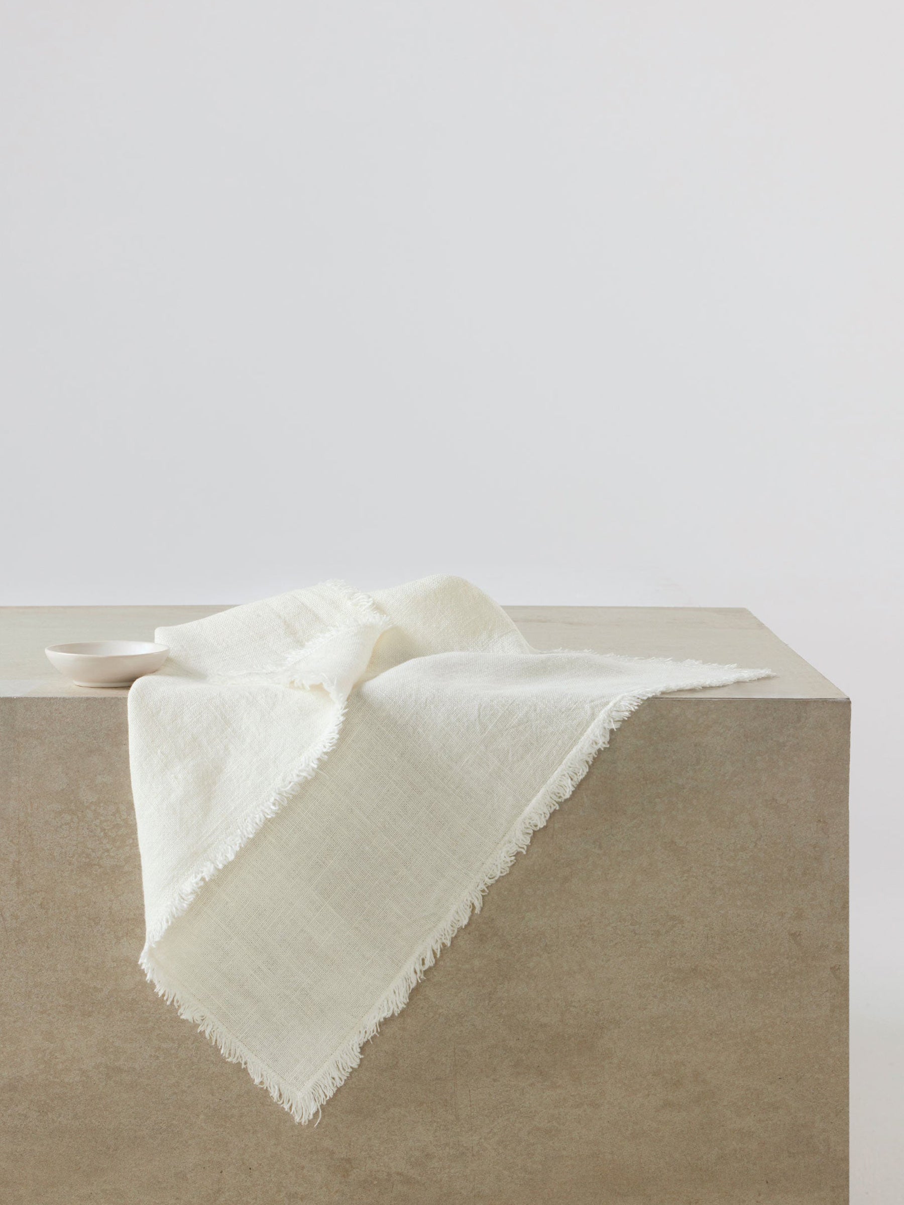 CULTIVER | Fia Napkins in Ivory | The UNDONE