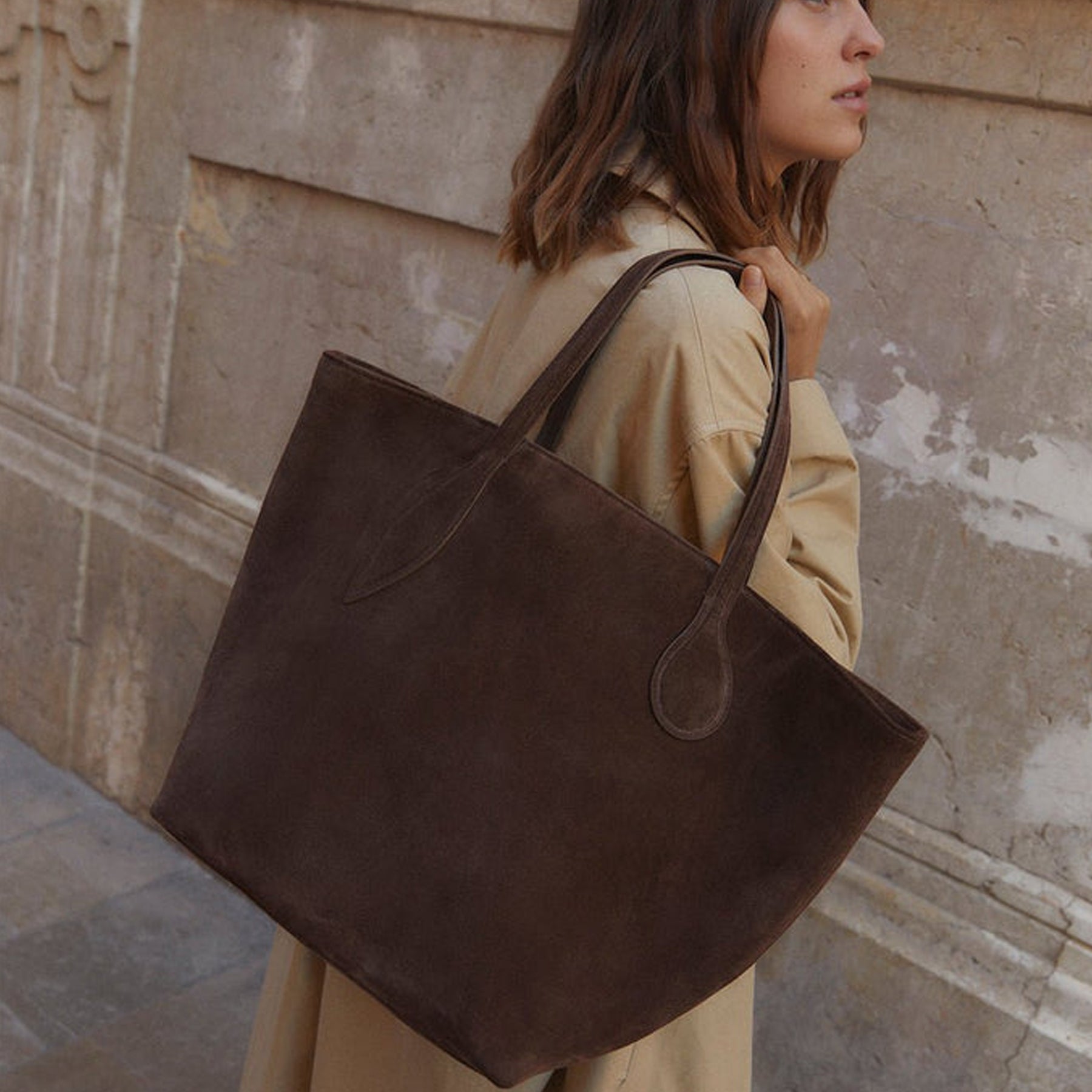 Liffner | Sprout Tote Suede in Dark Brown | The UNDONE