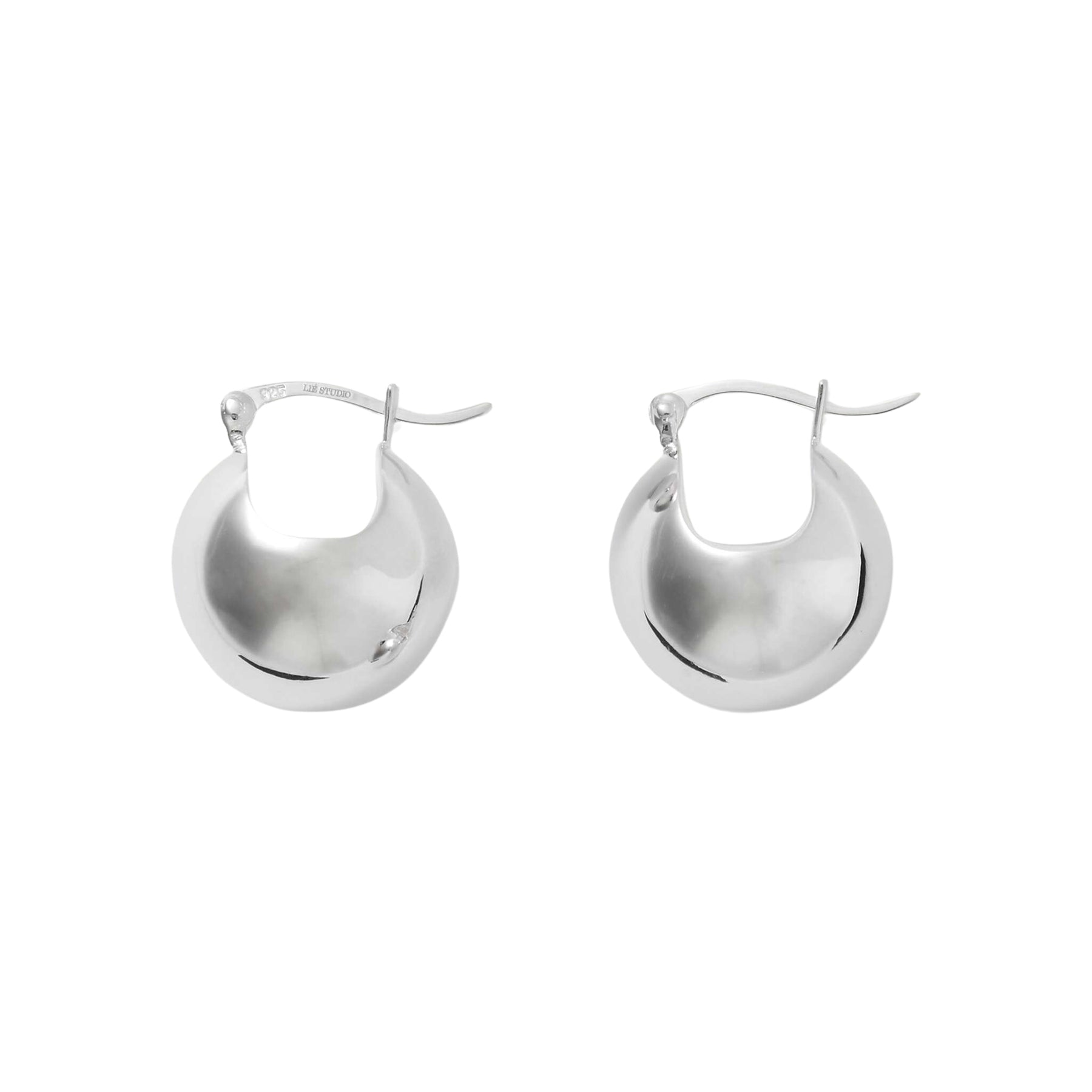 LIÉ STUDIO | The Ingrid Earrings in Silver | The UNDONE
