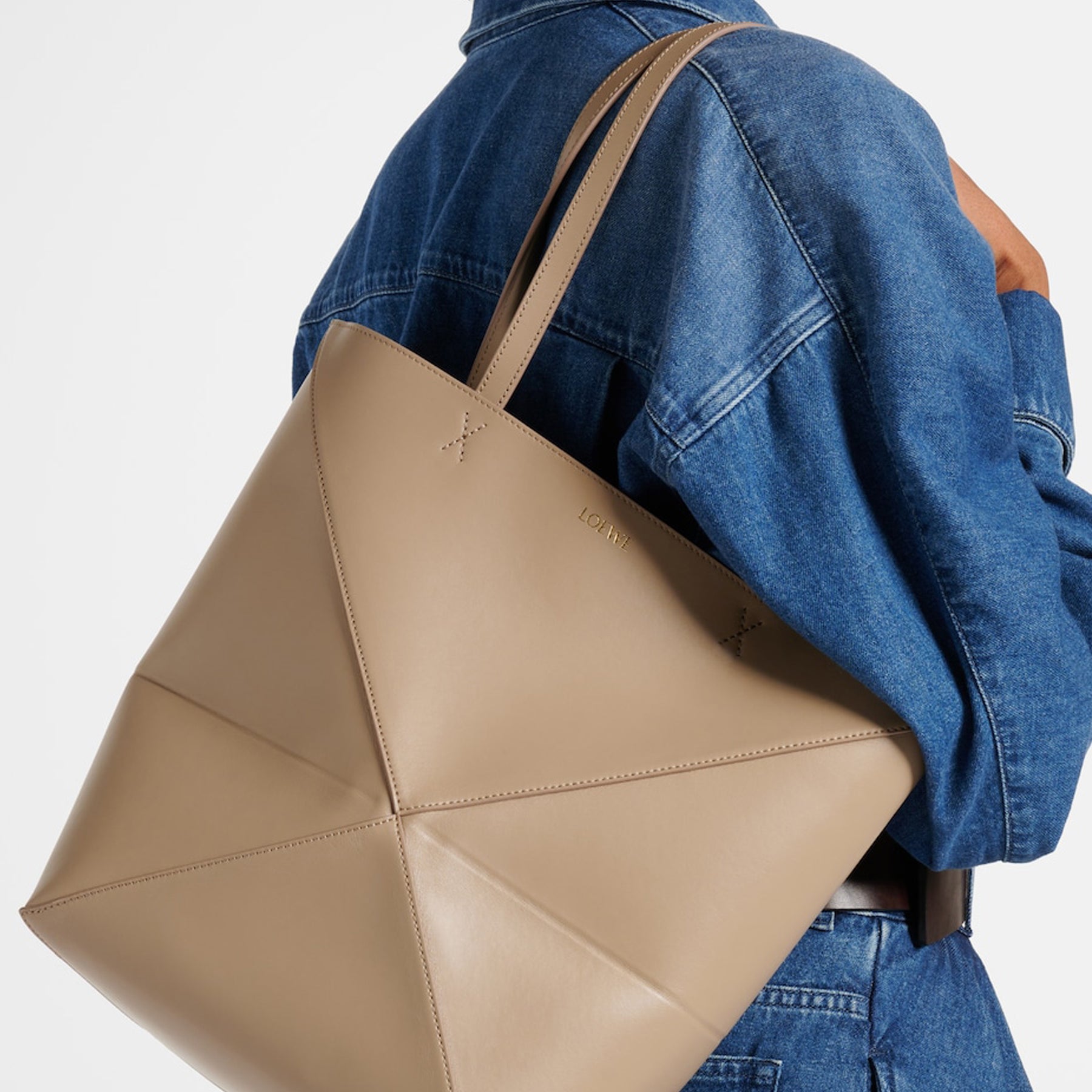 LOEWE | Puzzle Fold Medium Leather Tote Bag in Beige | The UNDONE