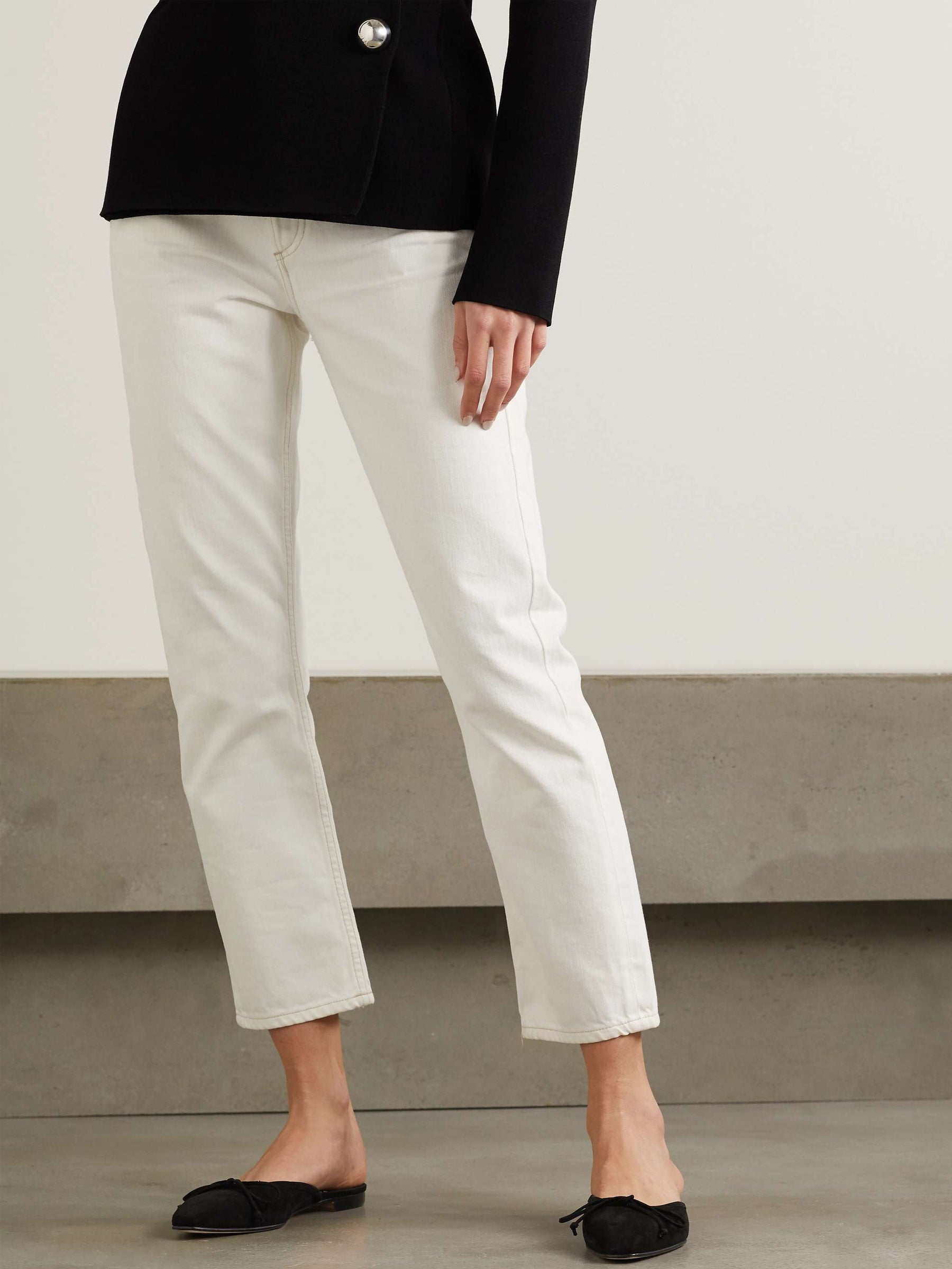 Manolo Blahnik | Ballerimu Bow-Detailed Suede Mules in Black | The UNDONE