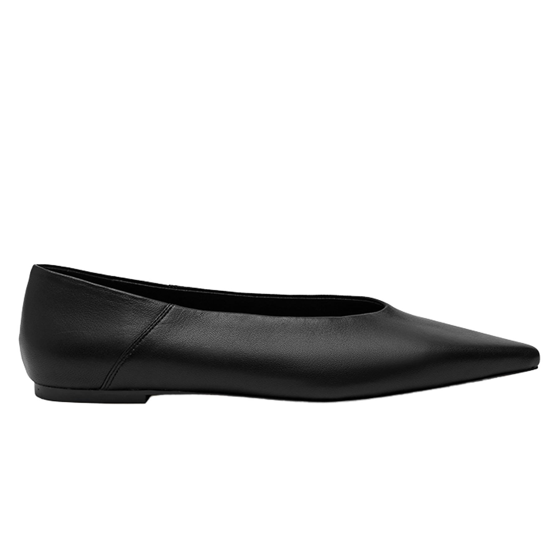 Nelson Made | Clara Flat in Black | The UNDONE