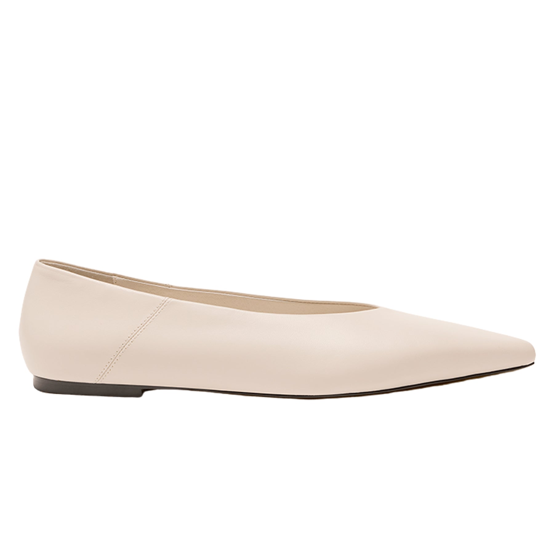 The-UNDONE_Nelson-Made_Clara-Flat_Crema.jpg
