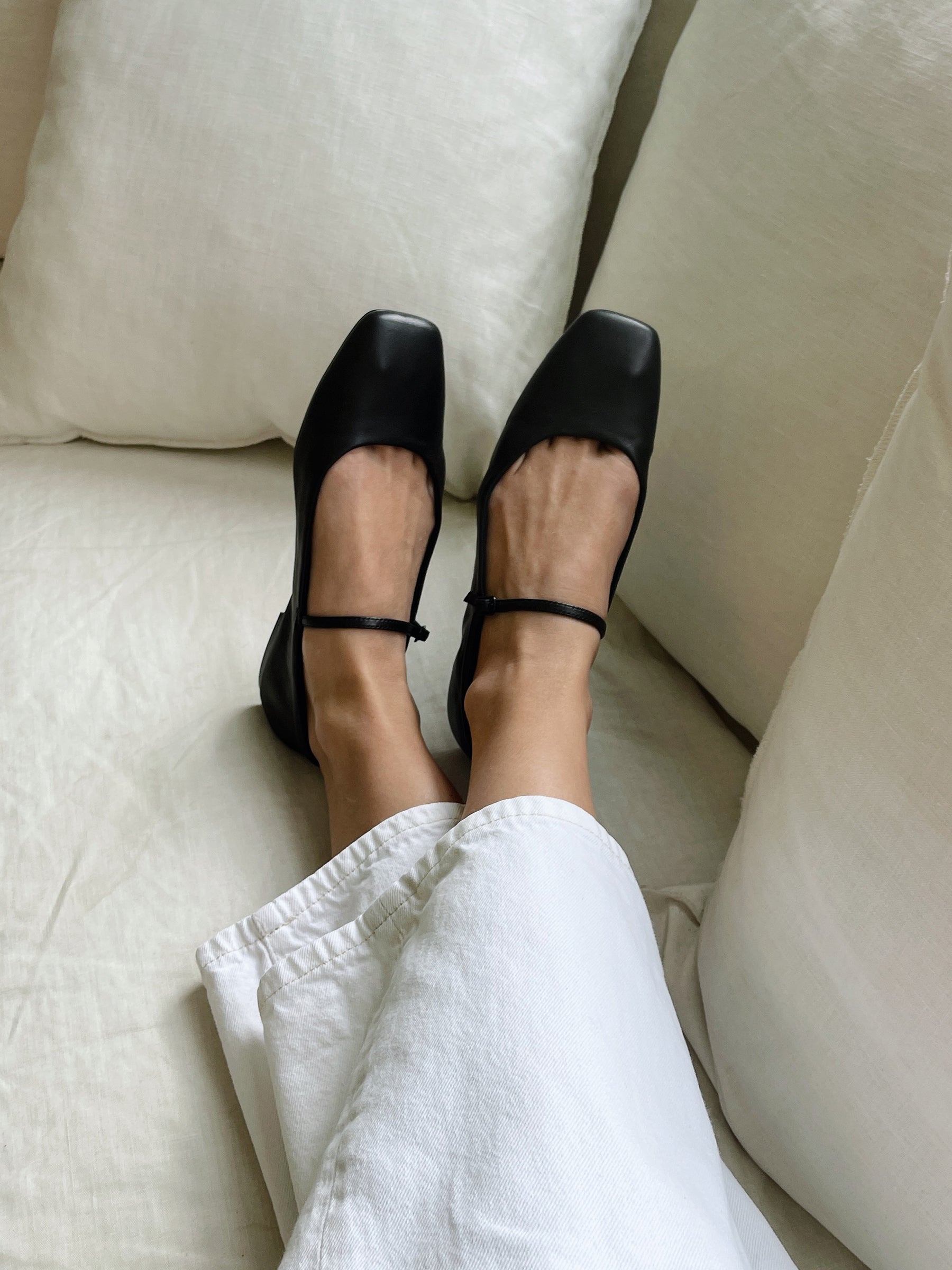 Nelson Made | Phoebe Flat in Black | The UNDONE